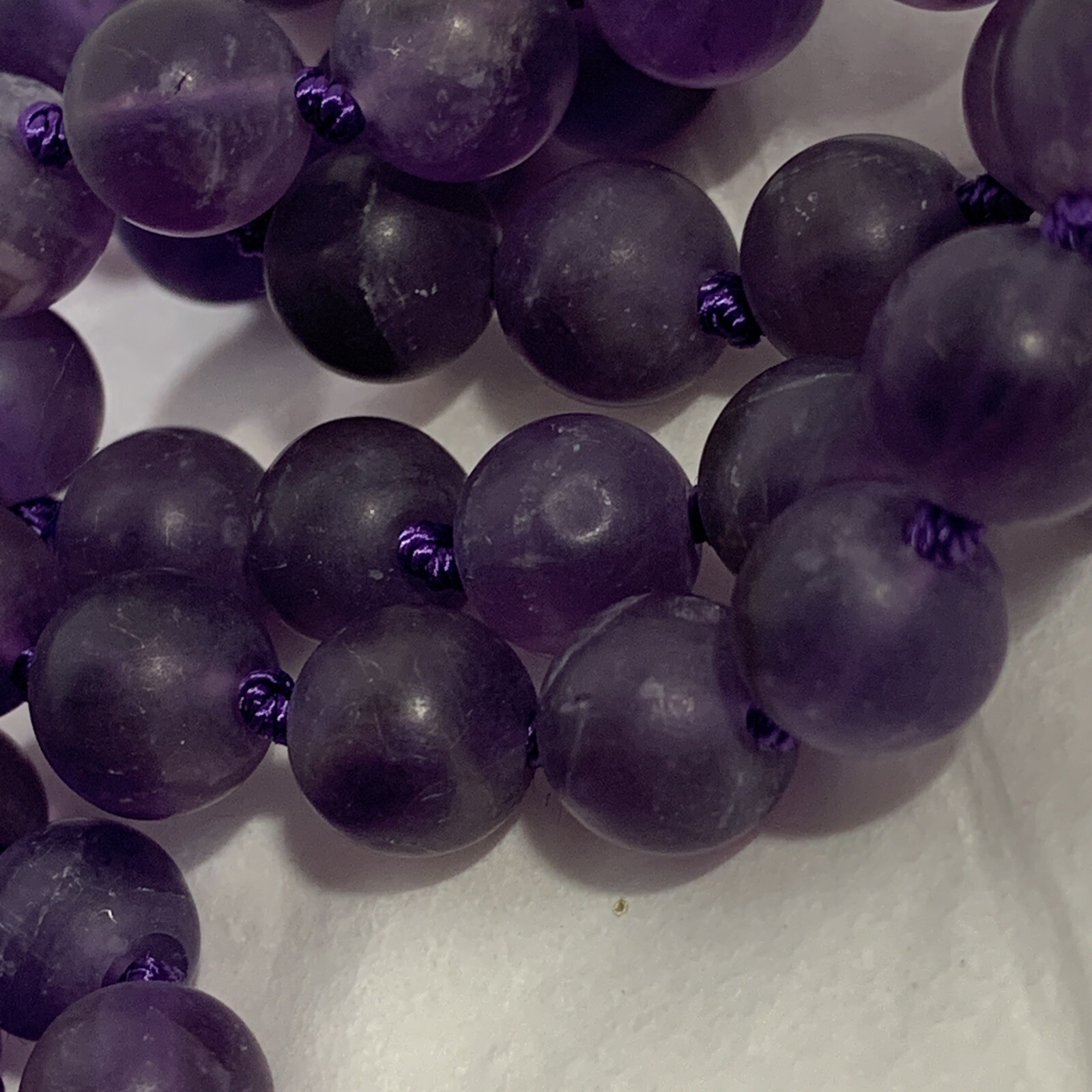 VTG Purple Amethyst Frosted Glass Bead Necklace Hand Knotted 63″ No Clasp 7mm