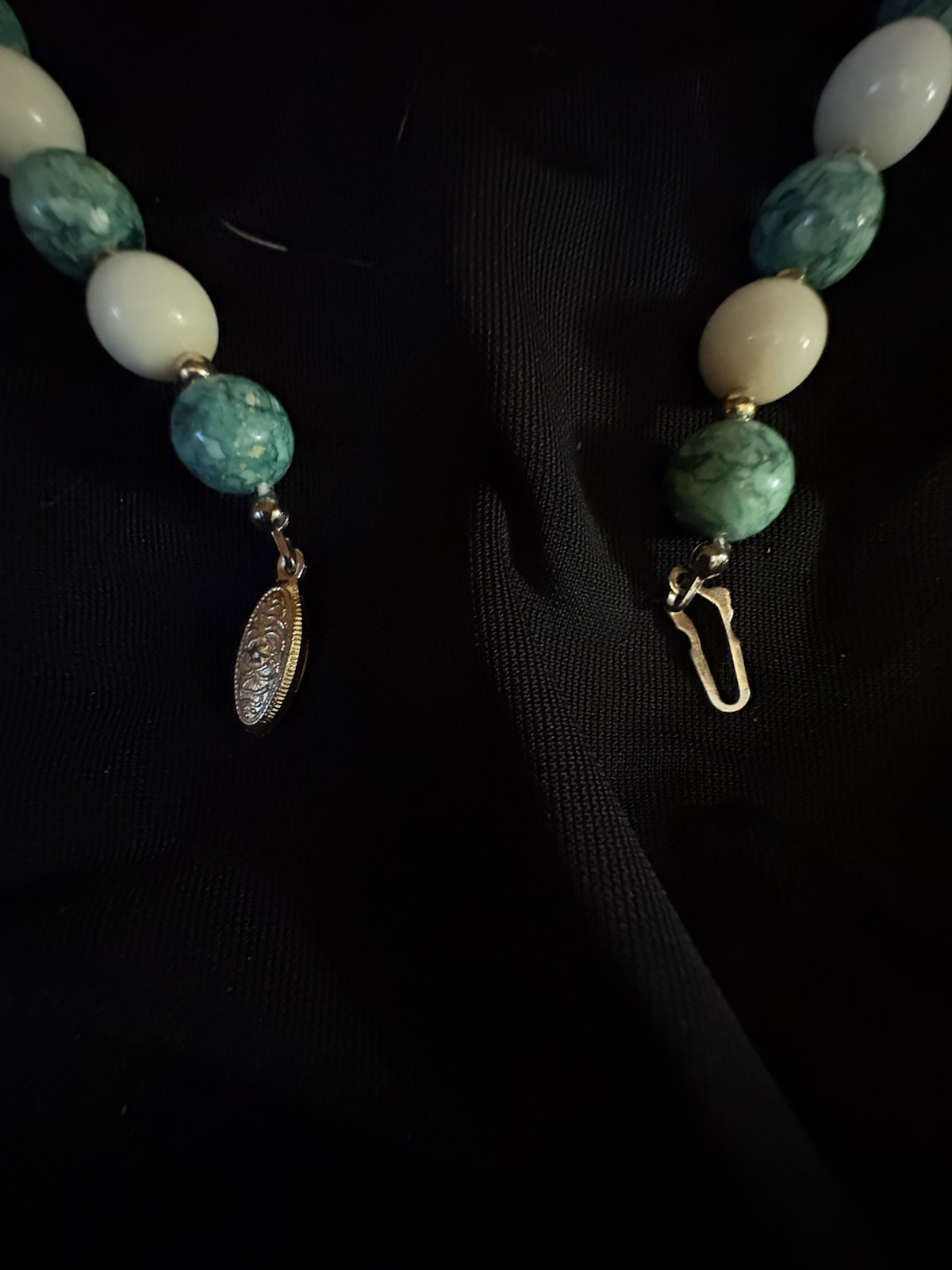 Vintage Chunky Bead White & Turquoise Marbled Necklace Fish Hook Clasp