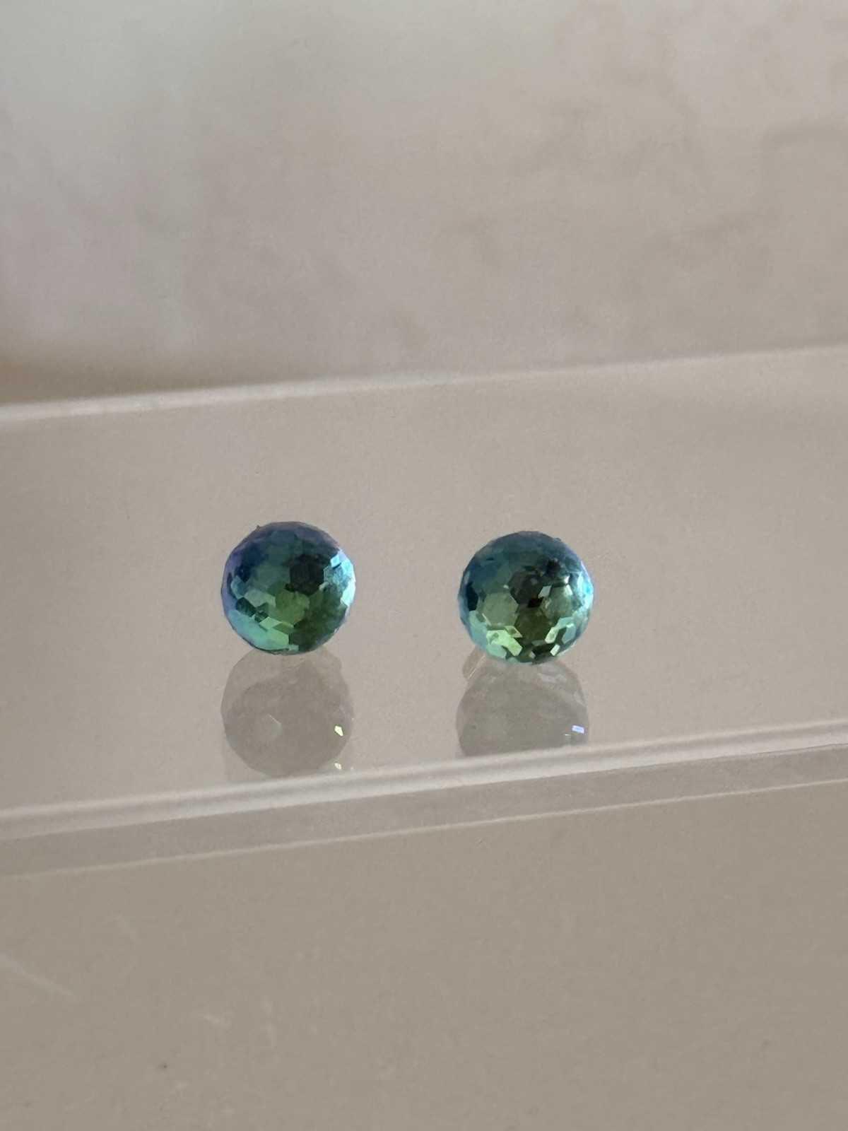 Vintage Faceted Glass Stud Earrings Blue Green Purple Shifting Color Gold Tone