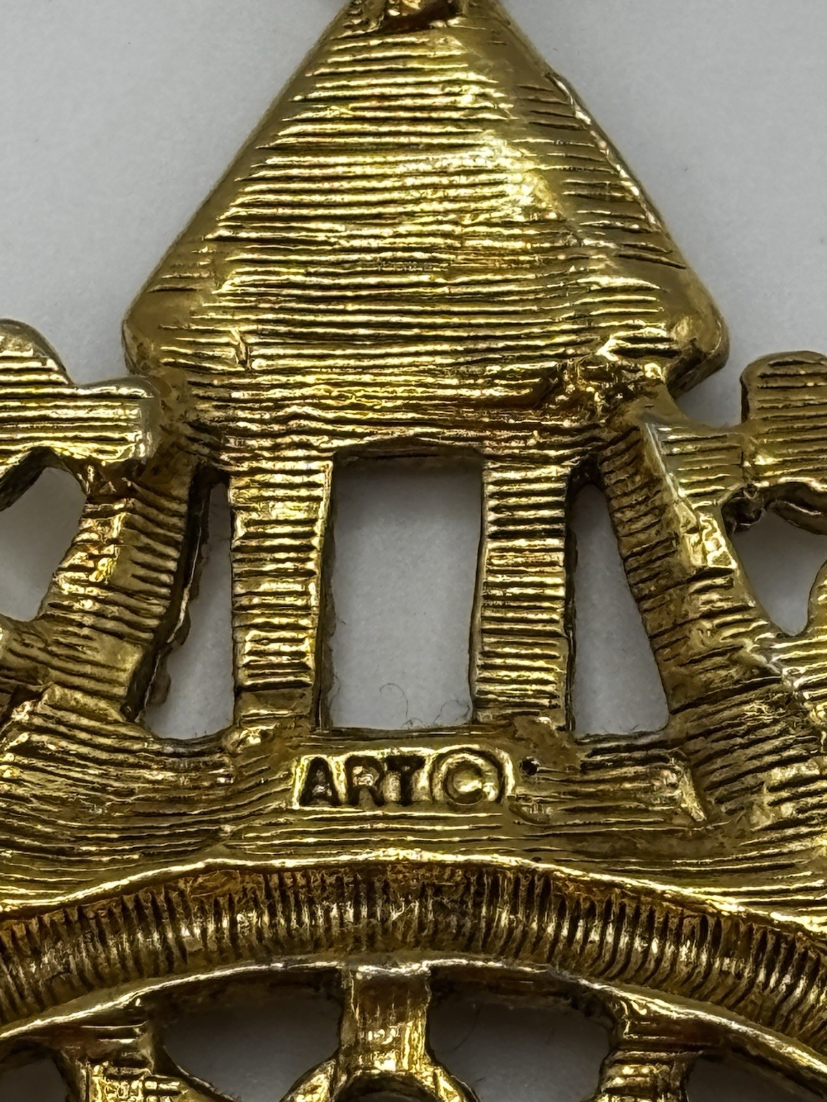 Vintage Statement Gold Tone Textured Fringe ART Exotic Pagoda Necklace Pendant