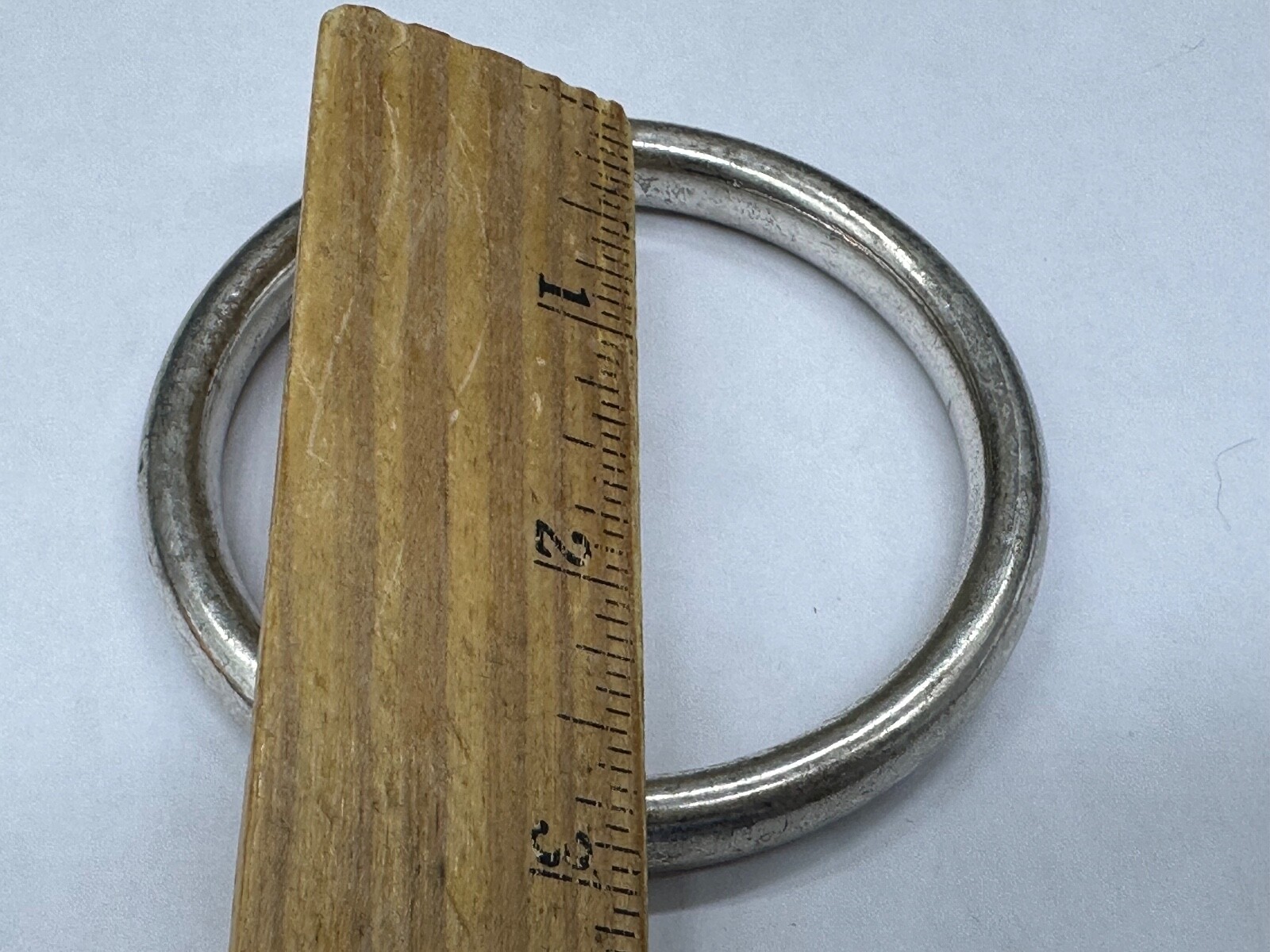 VINTAGE ESTATE STERLING SILVER CLASSIC ROUND BANGLE BRACELET
