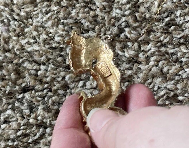 VTG Signed ALVA Museum Replica Menuki Fighting Dragon Gold Tone Necklace