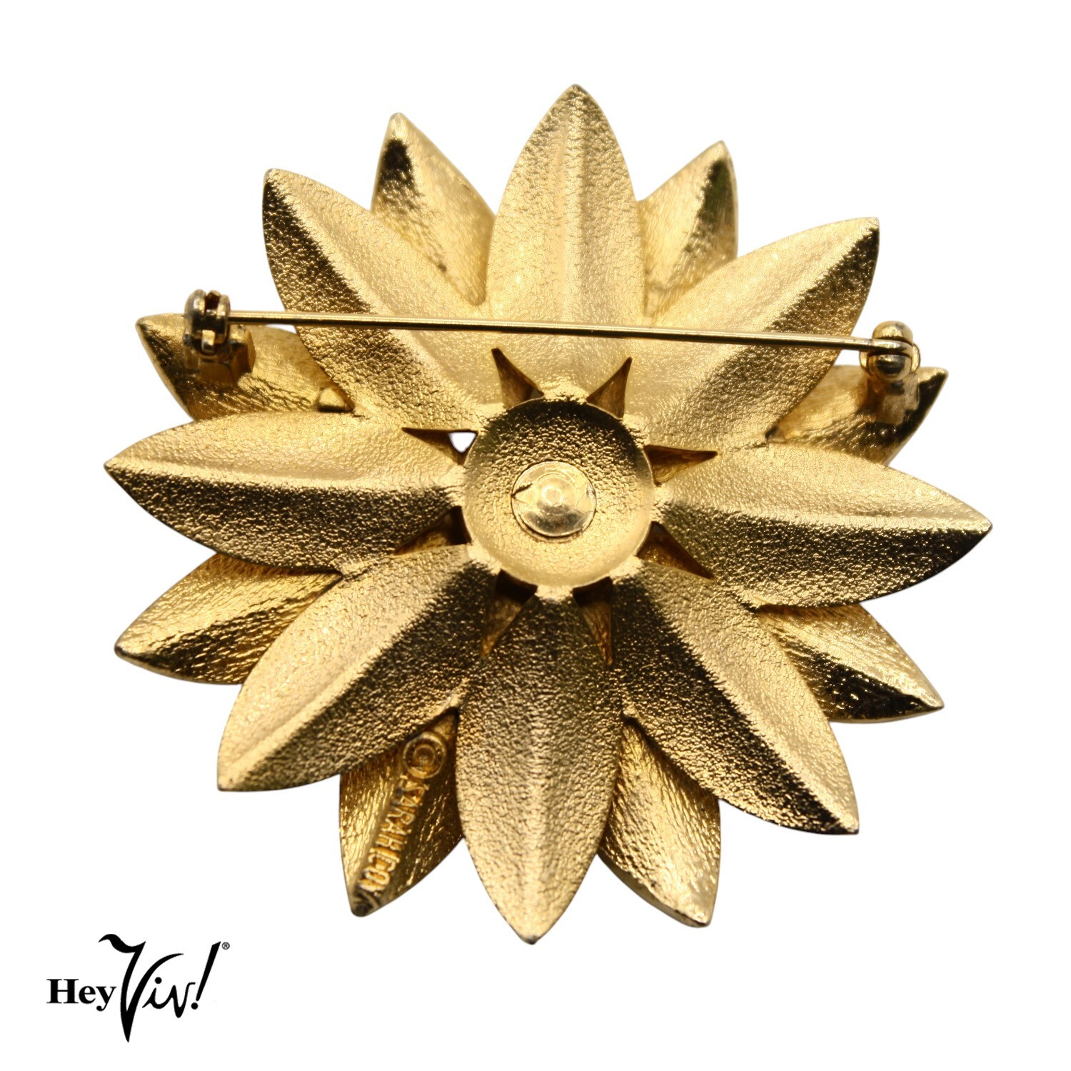 Vintage Sarah Coventry Statement Pin Brooch Gold Flower 2″ Across – Hey Viv