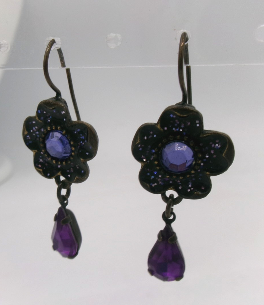 Vintage Avon Bronze Tone Flower Purple Gem Teardrop Dangle Hook Pierced Earrings