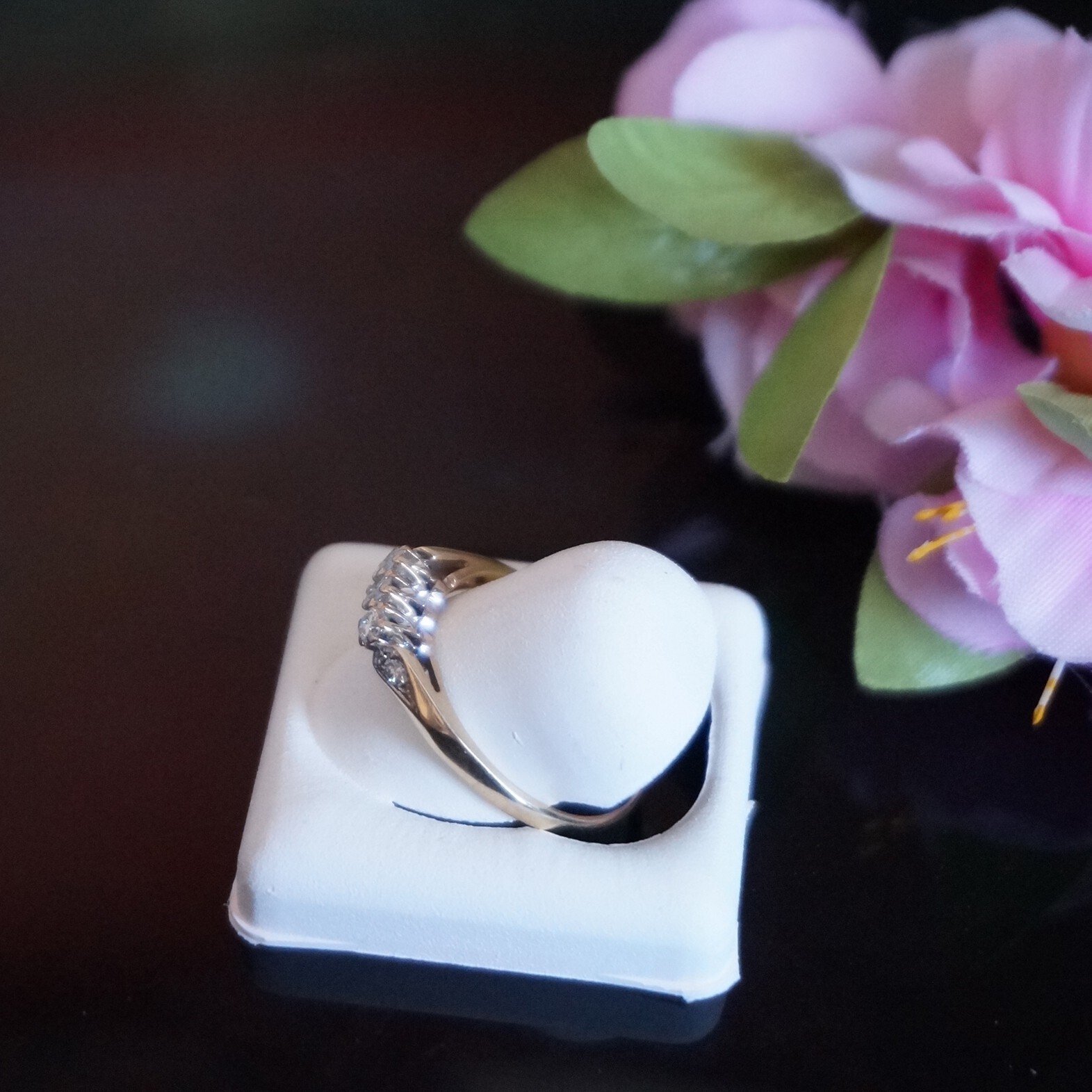 Solid 9kt Gold Solitaire diamond Ring with 0.35ct Diamonds