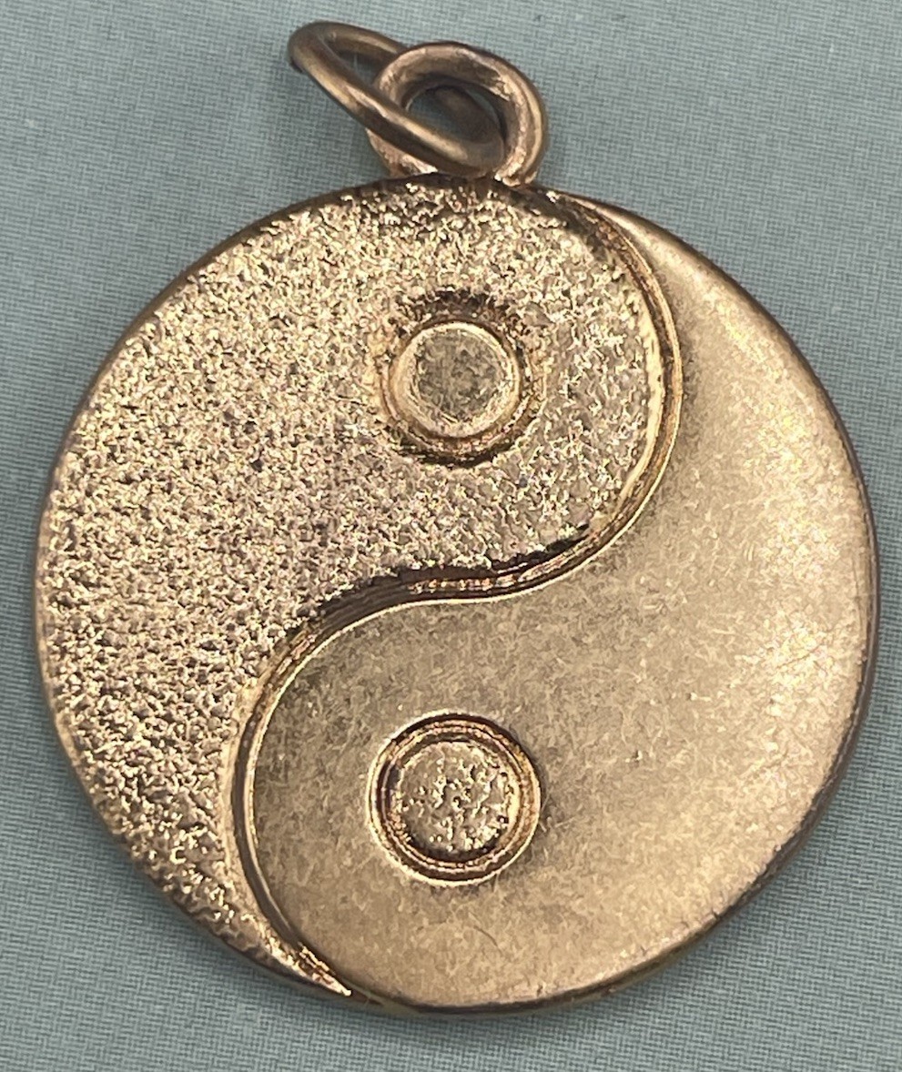 Vintage Dove Of Peace Ying Yang Medallion Double Sided Pendant Rare