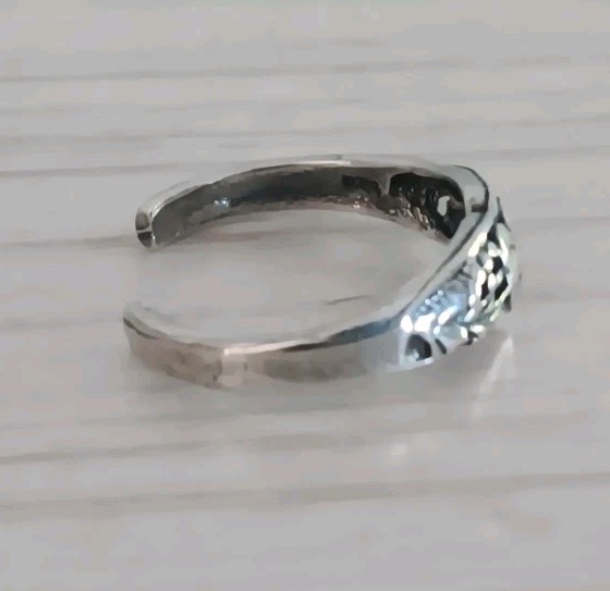 Vintage Y2K Early 2000s Heart Sterling Silver Toe Ring Size 3.25