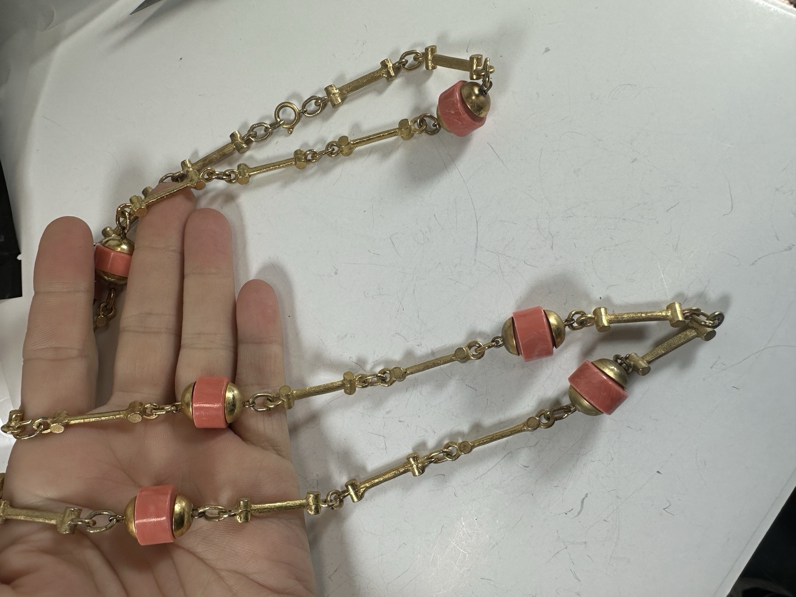Vintage Necklace Pink Swirl Barrel Bead Goldtone Station Bar Link Spring Ring