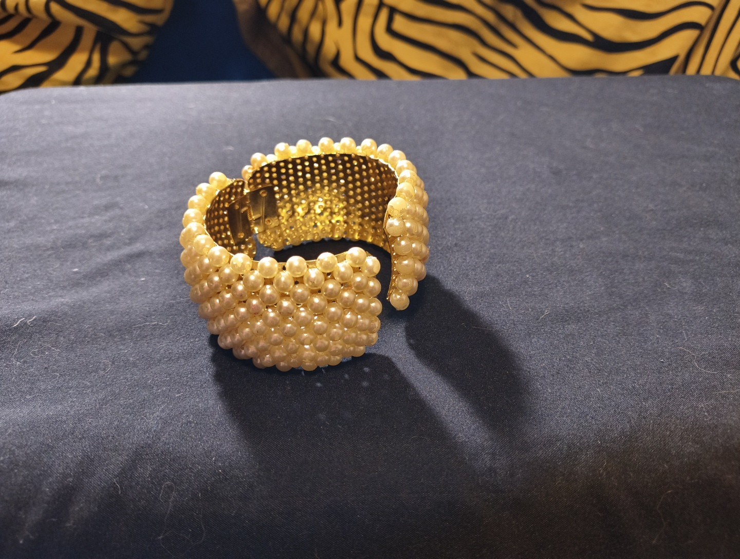 Thick Gold and Pearl Bracelet, Costume Jewelry, 8 inches