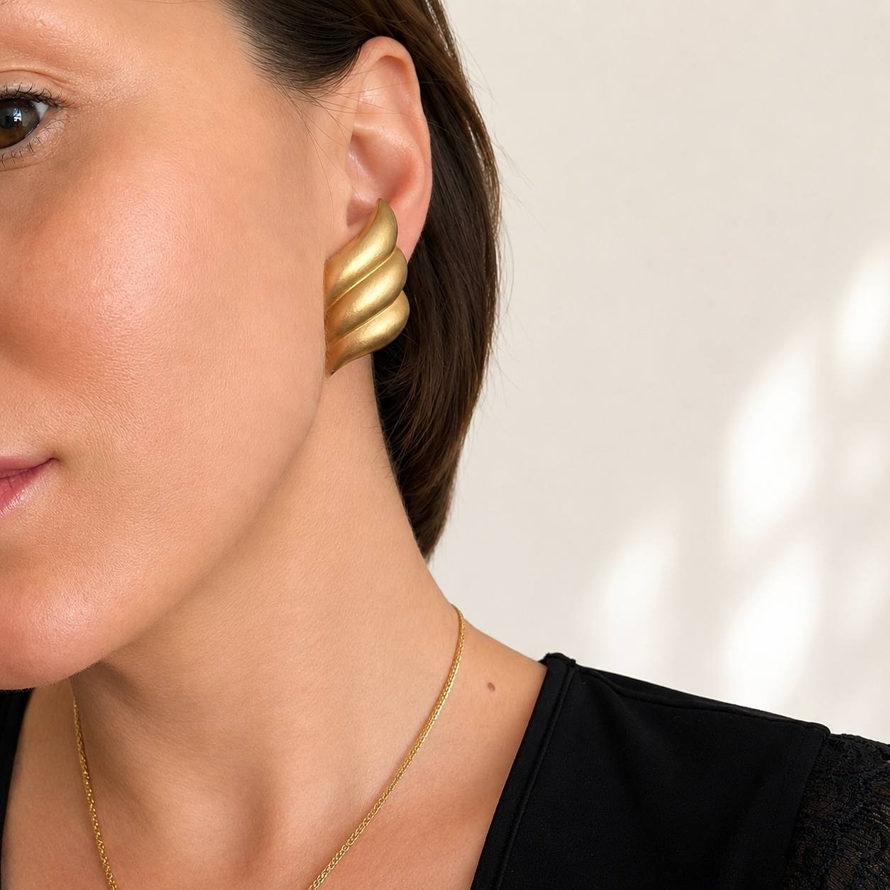 Vintage Erwin Pearl Gold Tone Clip-On Earrings Matte Gold Sculptural Wave 1980s