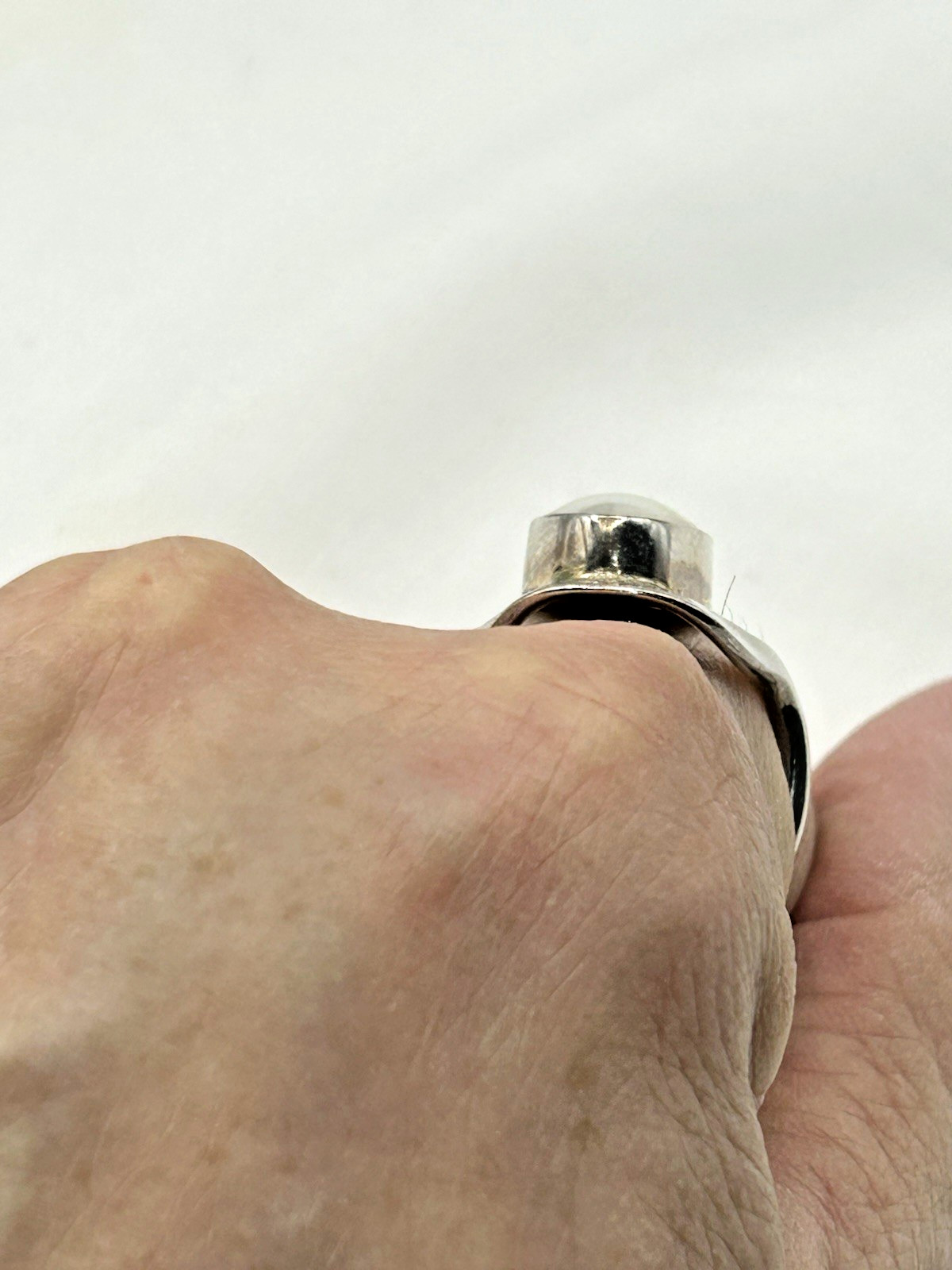 Signed DDD Dominique Dinouart Sterling Silver MOP Ring Size 9
