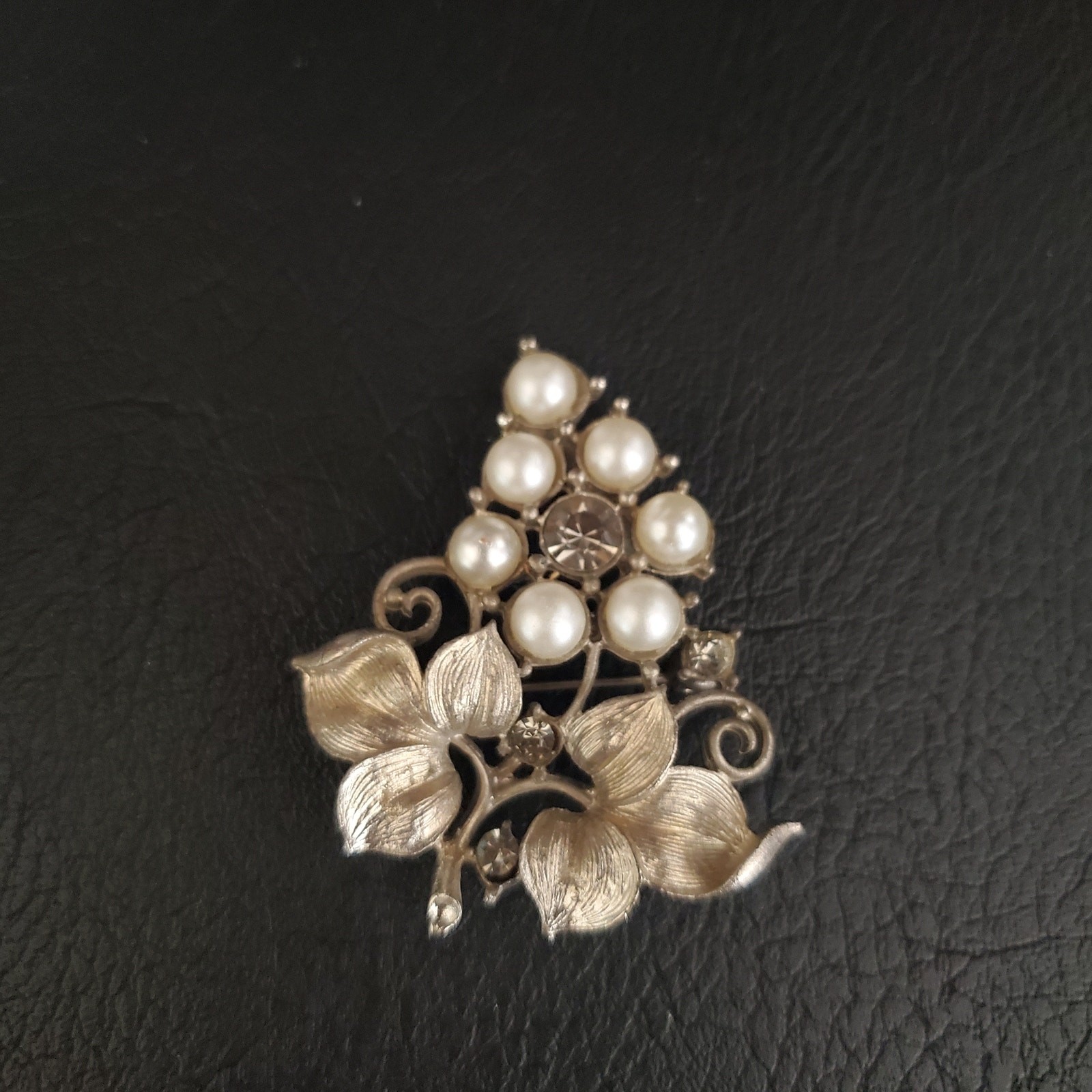 Vintage Grape Cluster Brooch Silver Tone with Rhinestones and Faux Pearls