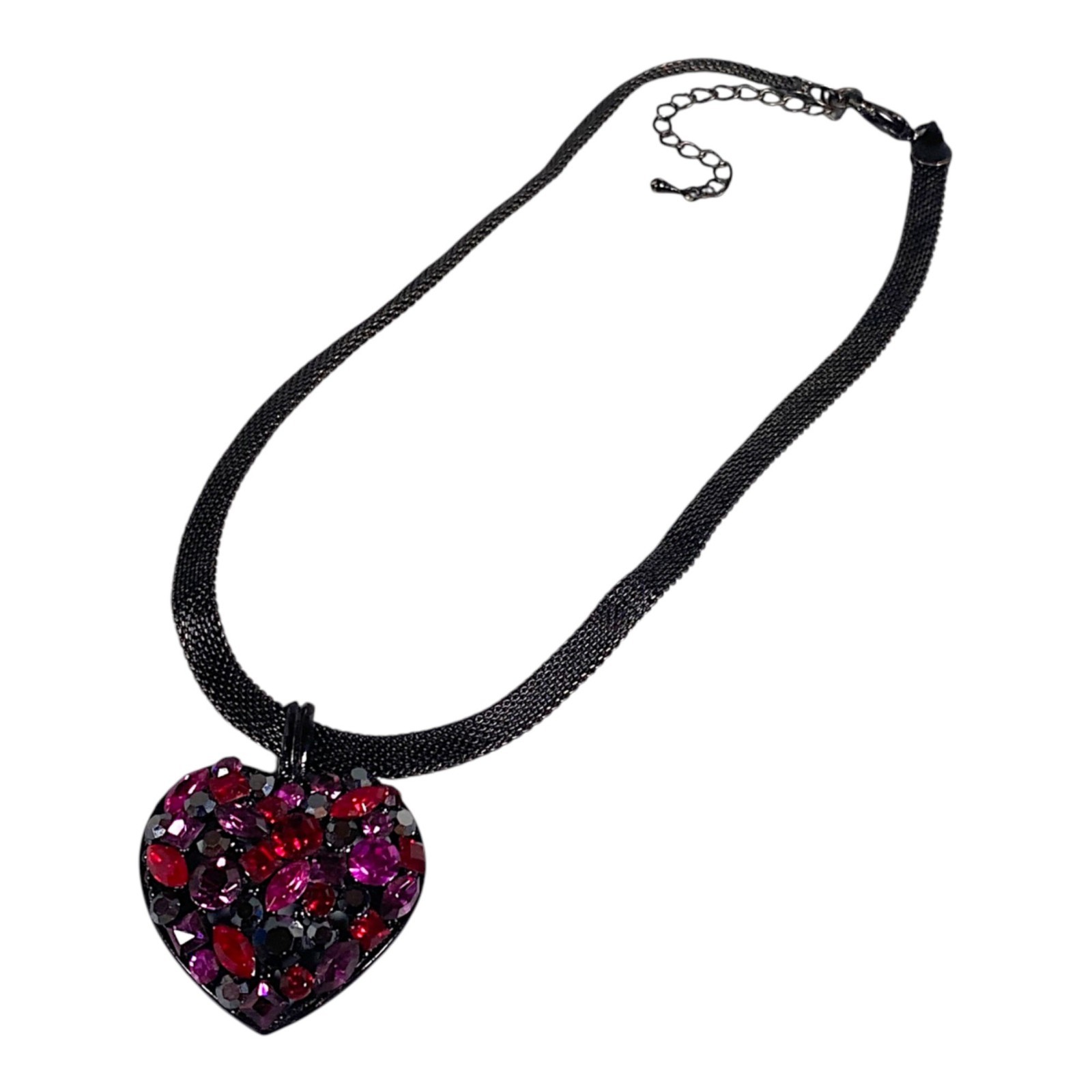 Goth Choker Necklace 15” Black Mesh Chain Heart Pendant Charm Witch Punk Y2K VTG