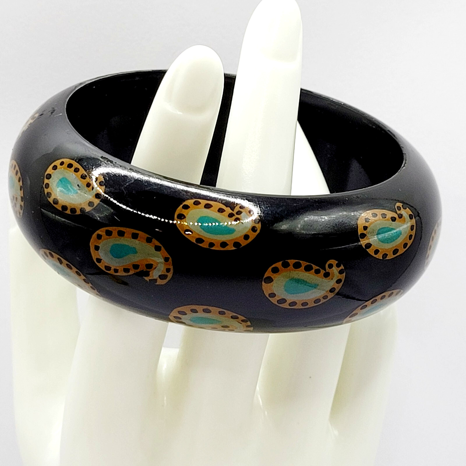 Paisley on Black Vintage Wide Chunky Vintage 1980s Acrylic Bangle Bracelet 8 In