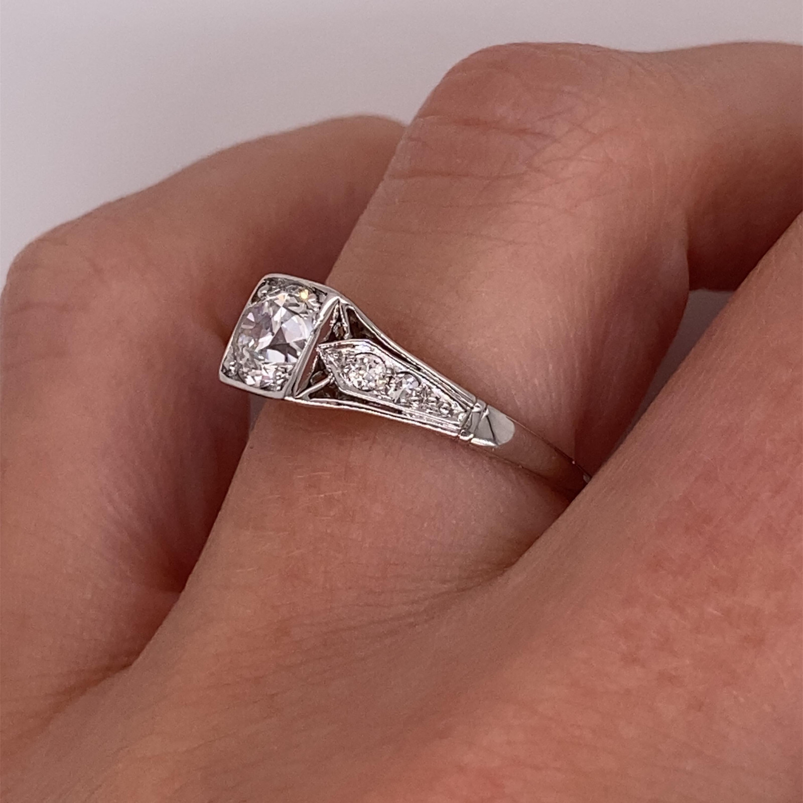 1.15 Ctw White Round Cut Simulated Diamond Three Stone Art Deco 925 Silver Ring