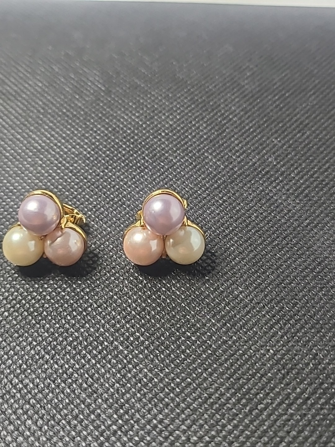 Vintage Signed Trifari 1/2 Inch Pink Purple White Pearl Gold-Tone Clip Earrings