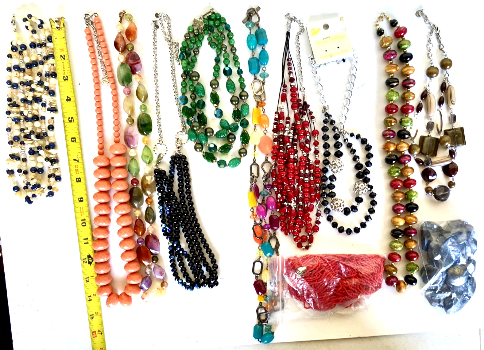 Lot of 12 Wearable Necklaces; Plastic, Lucite, Acrylic, Wood & Glass 15″ to 32″