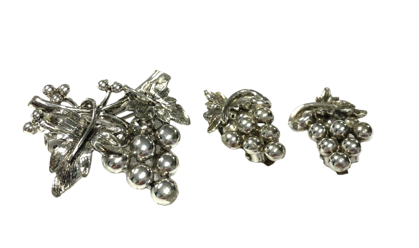 Vintage Rhinestone Bunch of Grapes Brooch and Clip on Earring Set Silver Tone