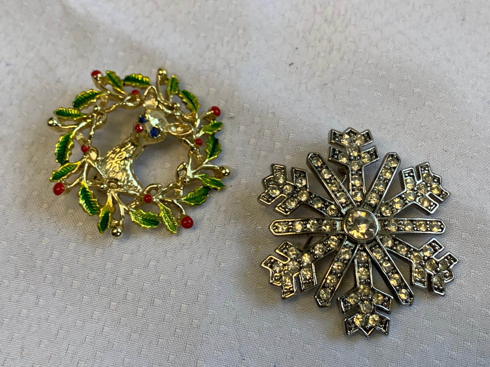 Vtg Christmas Brooch Lot Berebi Monet Gerrys Avon Jacmel Jewelry Scatter Pins
