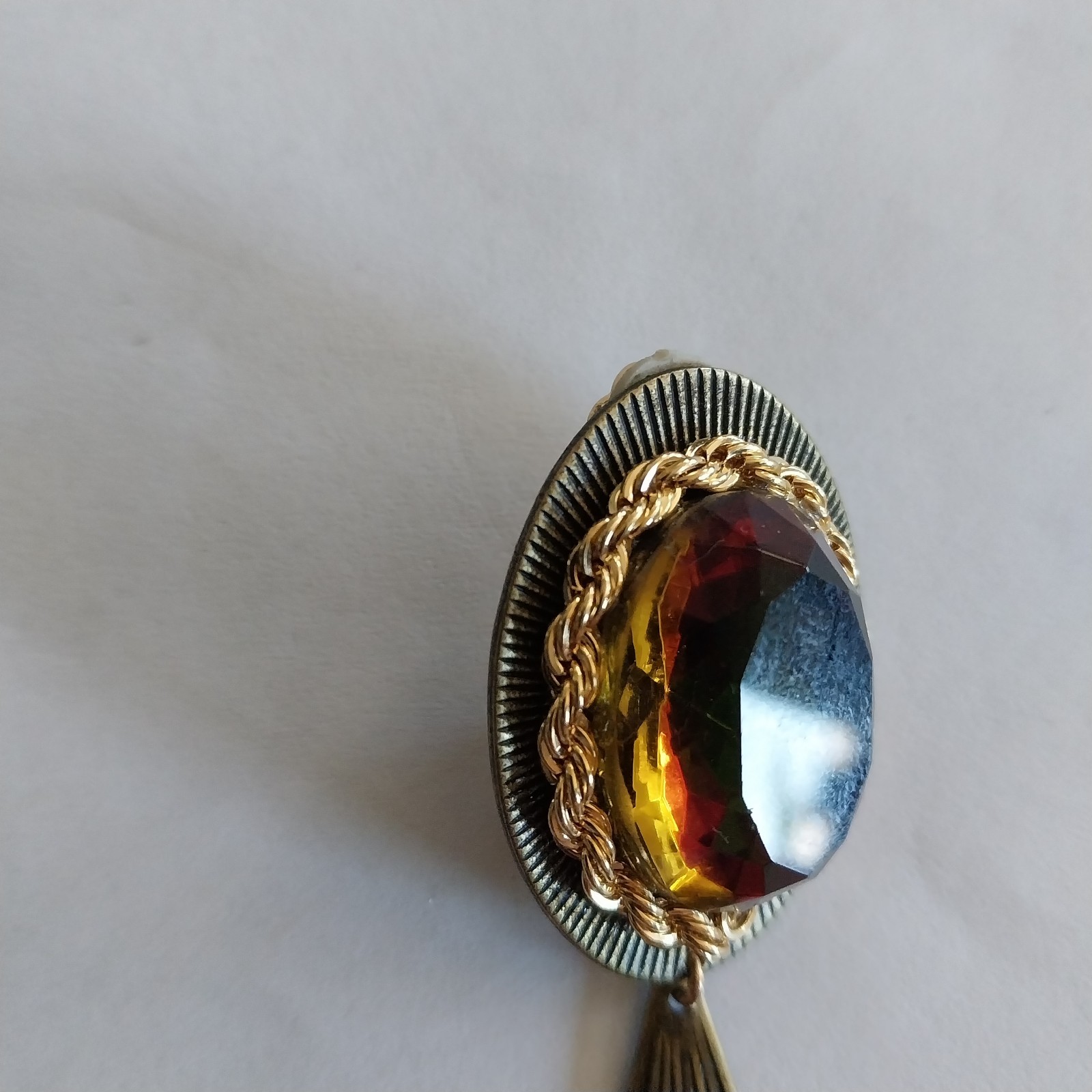 Vtg Bronze Tone Clip On Earrings Chain Multicolor Cabochon Fan Design Tassel 3″