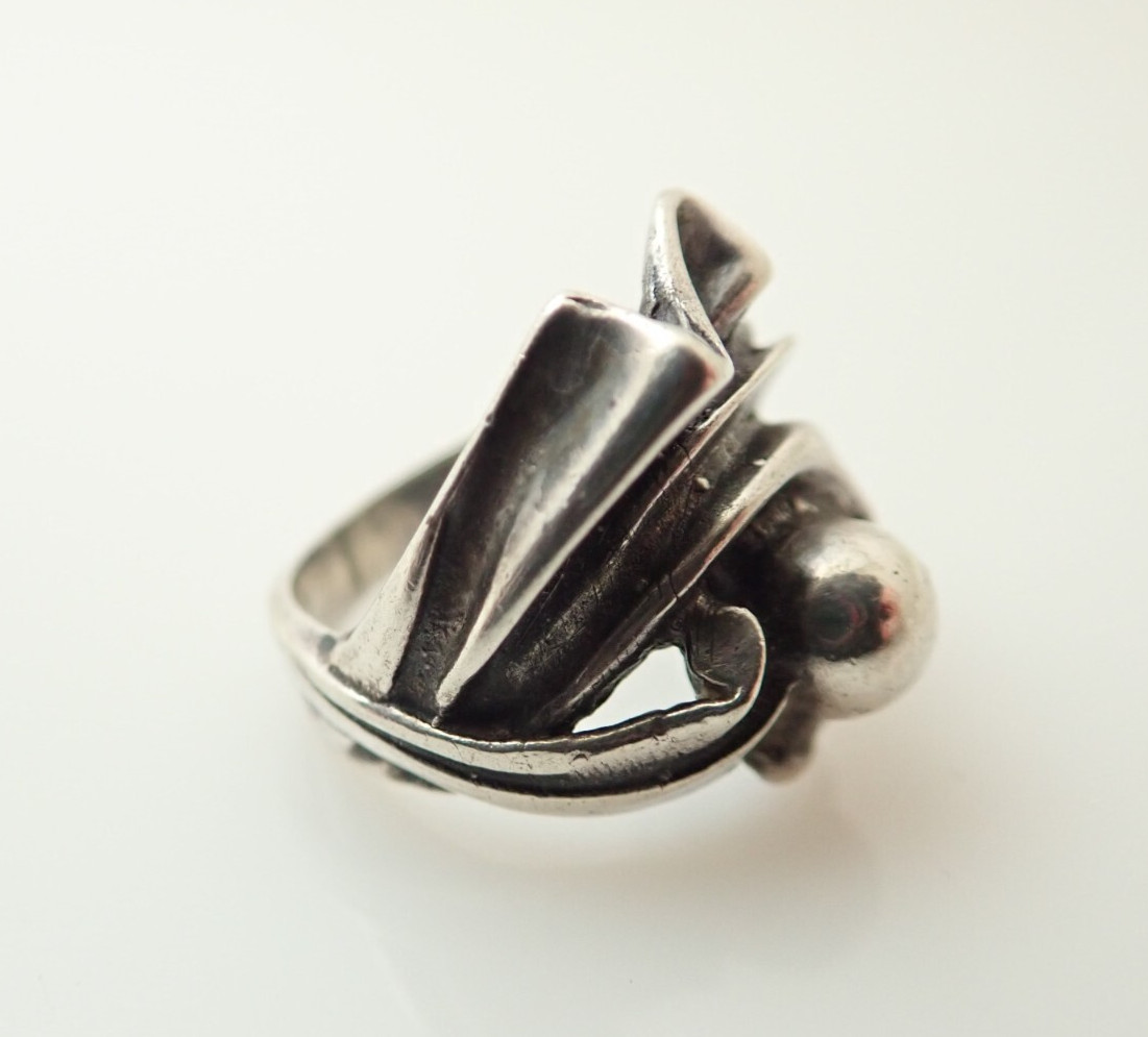 Vintage Arts and Crafts Abstract Modernist Sterling Silver Band Ring Sz 4.25