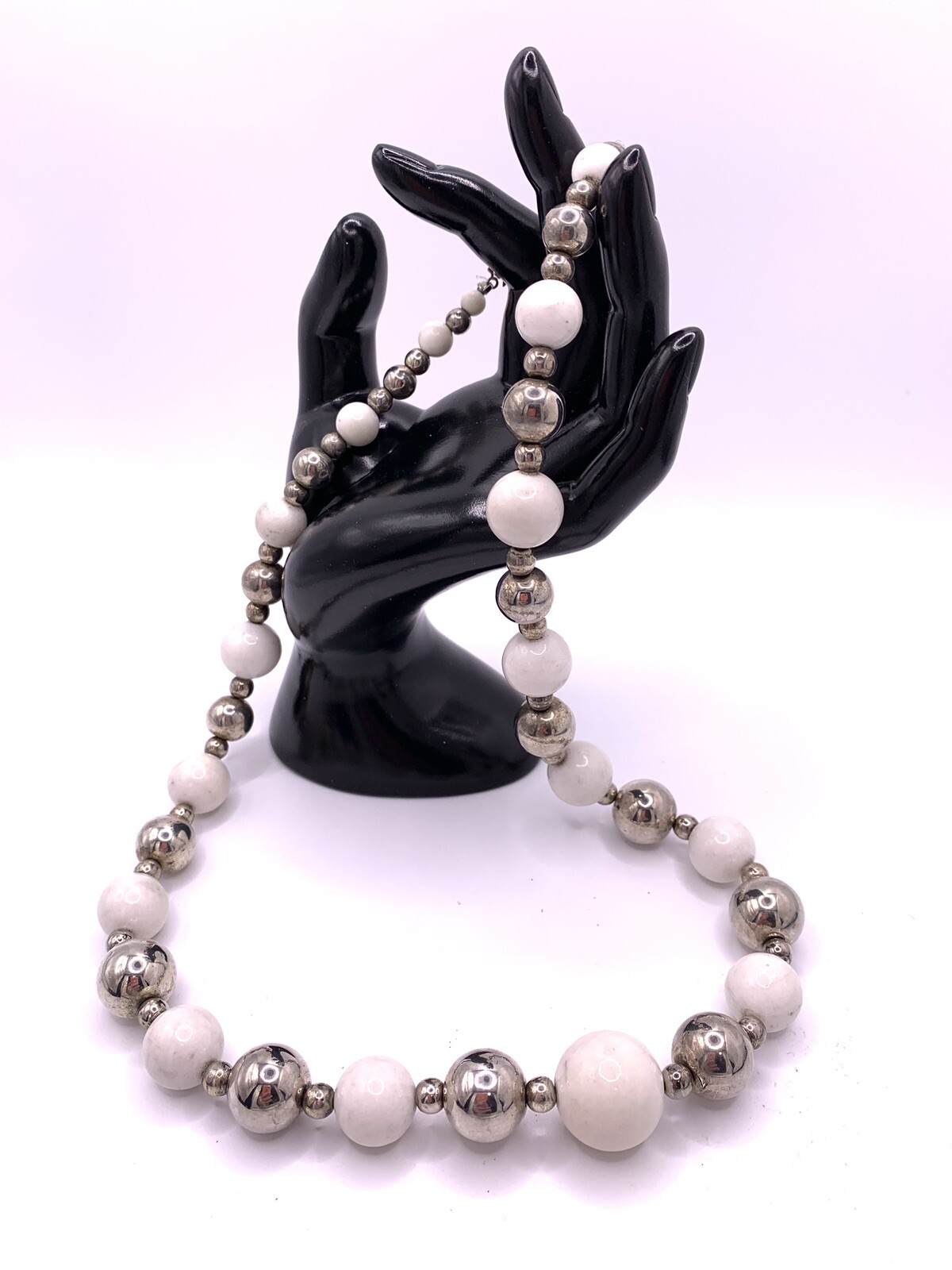 Vintage Necklace White Glass & Silver Tone Balls Graduating Size Beads Statement