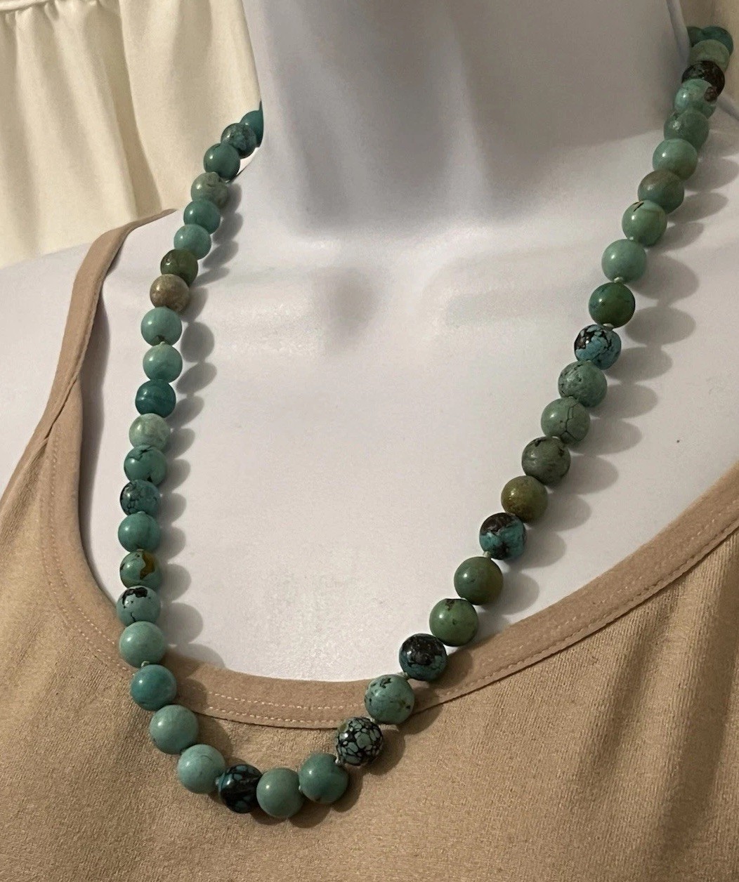 Vintage Hubei Turquoise Beaded Necklace 23.5 in 70 Gram 10.1 mm Double Knotted