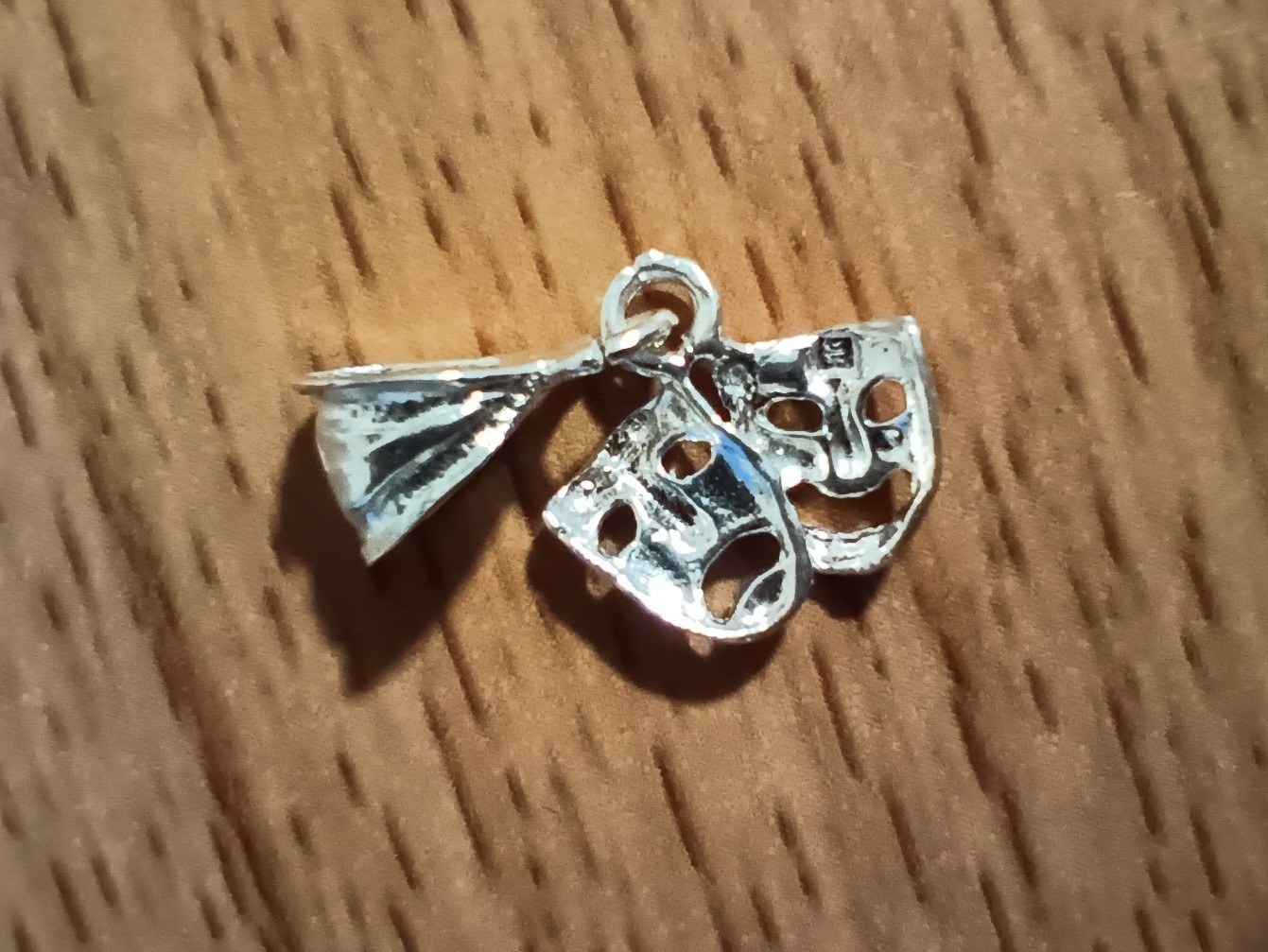 Vtg Sterling Silver Comedy Tragedy Mask Theater Pendant with 19 3/4″ Necklace