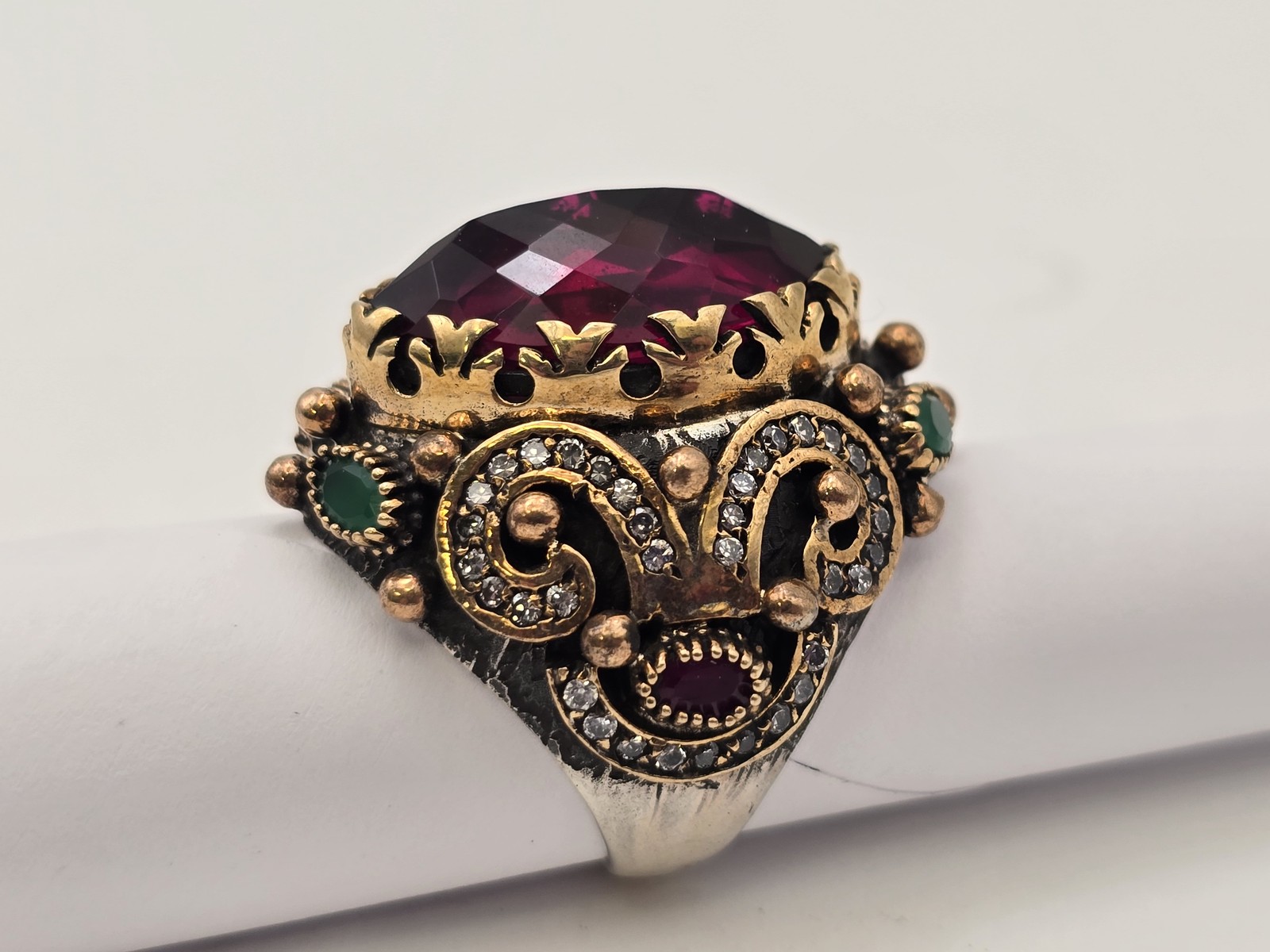 Vintage High Quality Costume Jewelry Ring Stamped 925 Size 8-1/4 Metal Gemstone