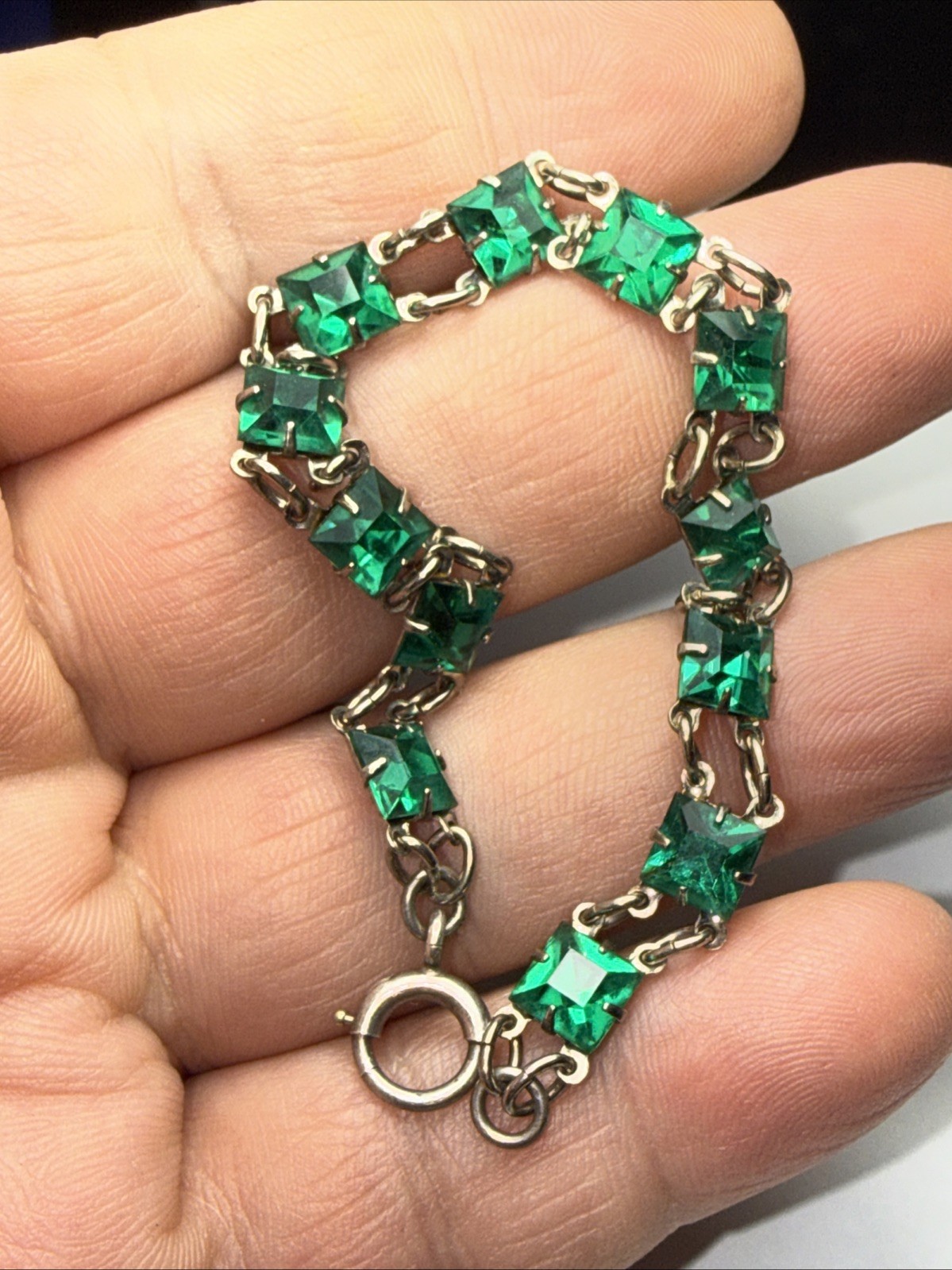 Bracelet Art Deco Paste Gwen Emerald Glass Sterling Silver Square Stone Antique