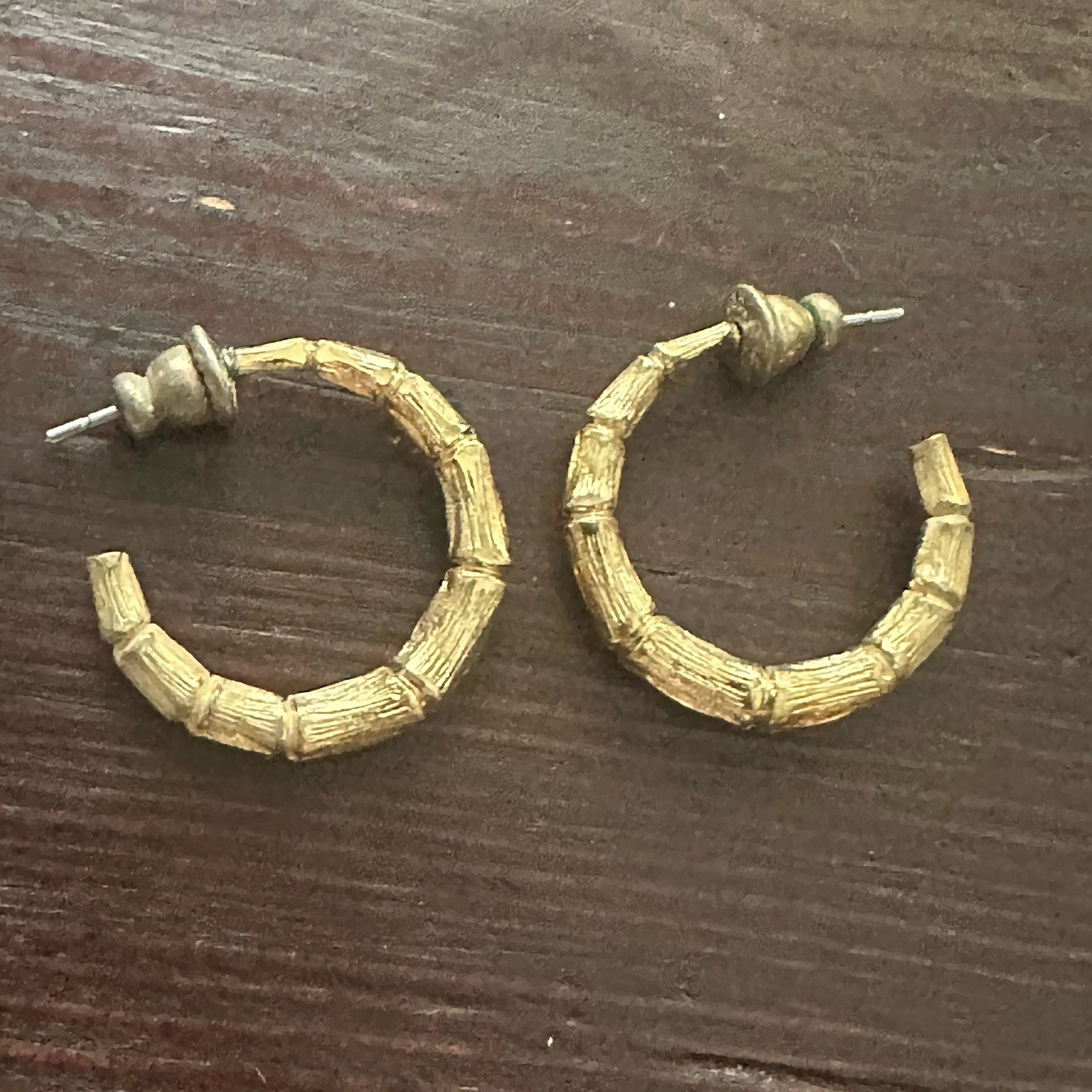 Graduated Bamboo Hoop Earrings Pierced Gold Tone Brass Post Backs