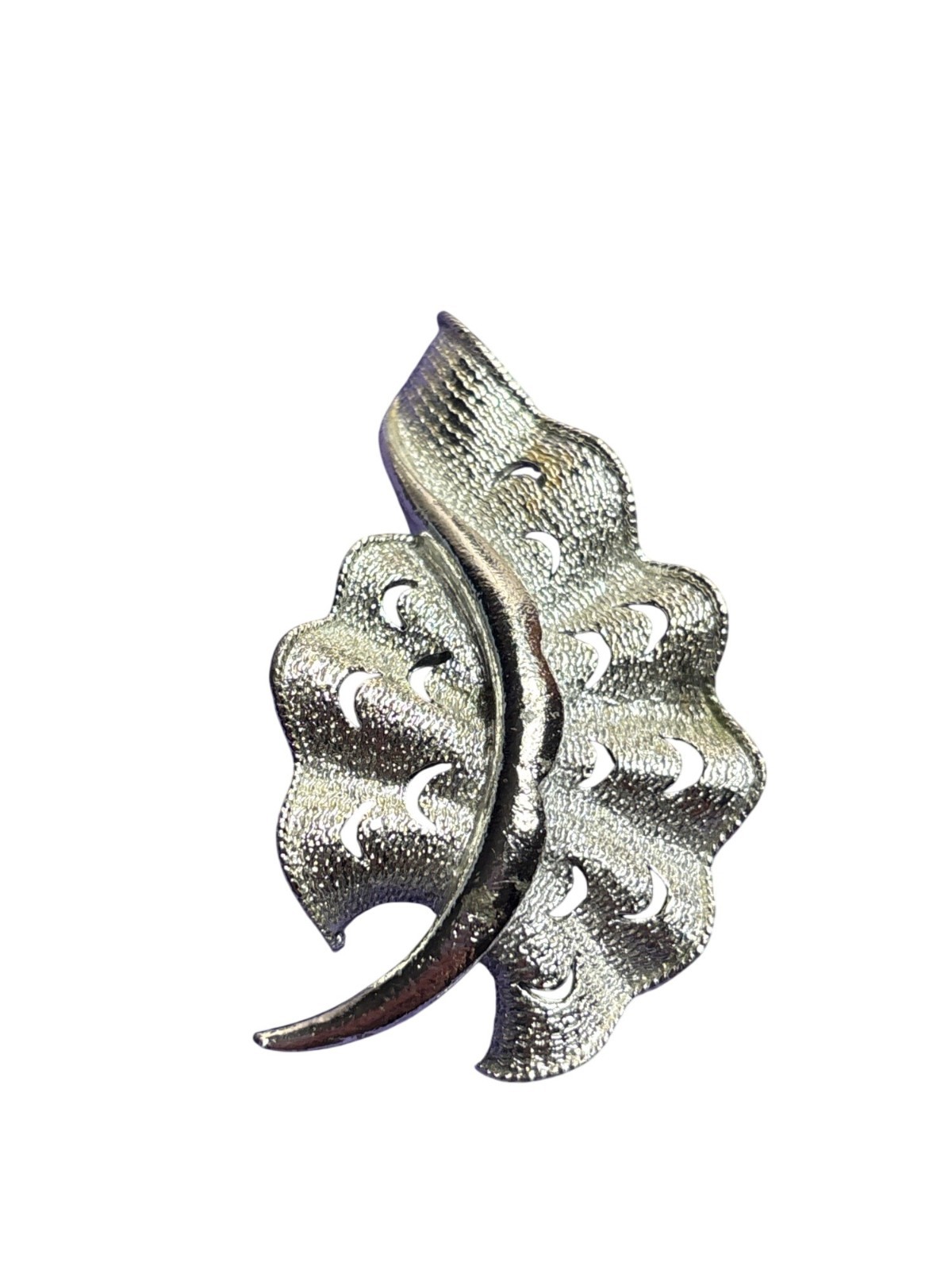 Vintage Silvertone Leaf Brooch 2 3/8 inches Metal Wear