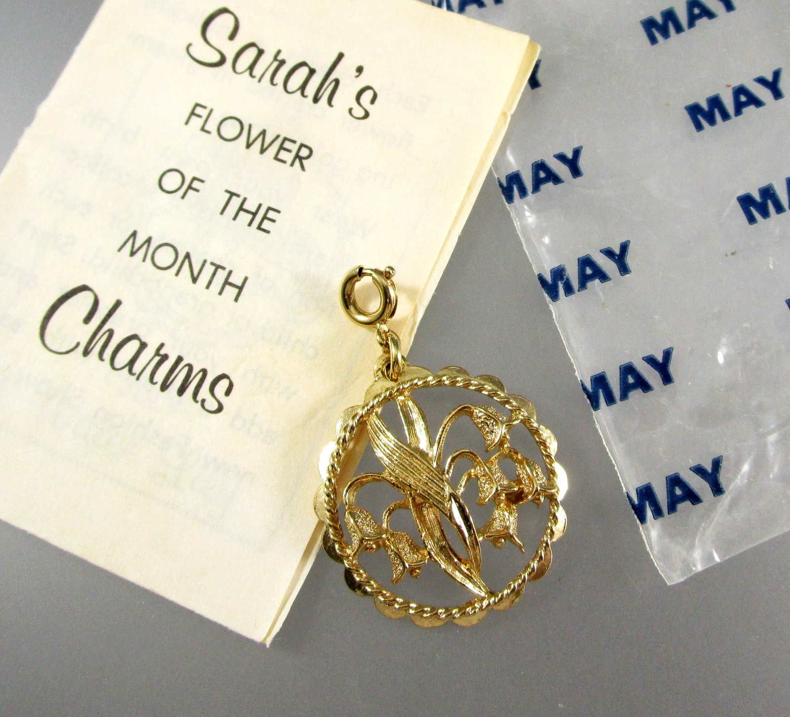 Vintage 1967 SARAH COVENTRY Flower of the Month MAY Dangling Bracelet Charm 986
