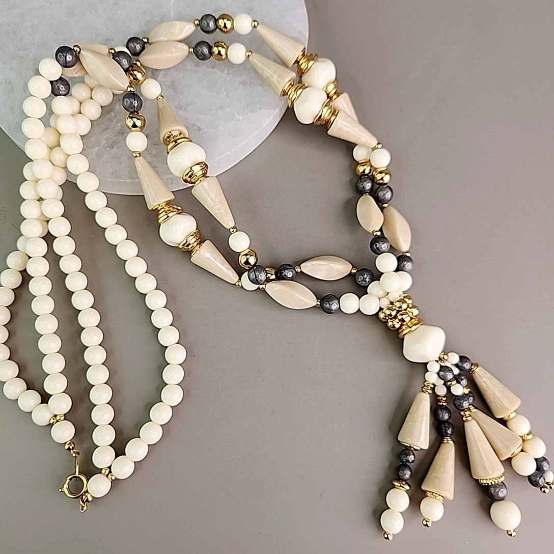 Vintage Trifari Beaded Necklace Acrylic Cream Gray Accents Layered 29″