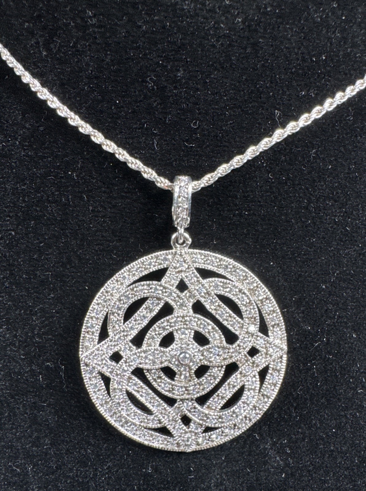 ✨Italy Sterling Silver 925 Large Modern Celtic Knot Pendant 20”Necklace✨