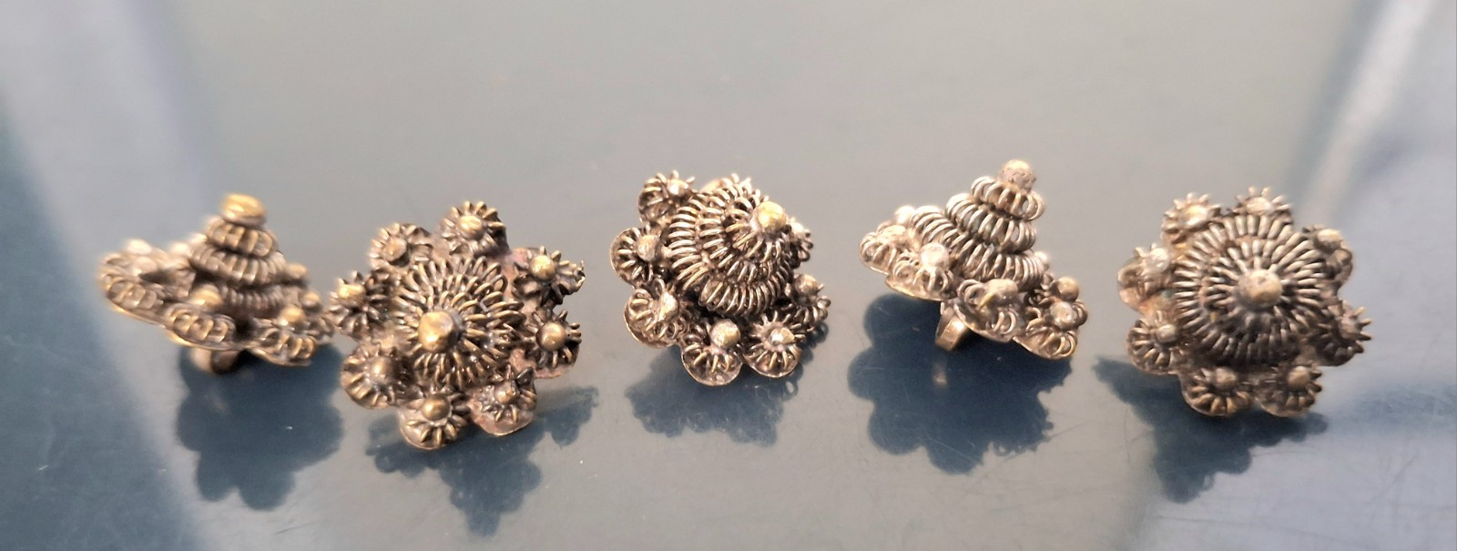 Vtg Thai Cannetille Intricate Filigree Flower Sterling Silver Button Set + Pouch