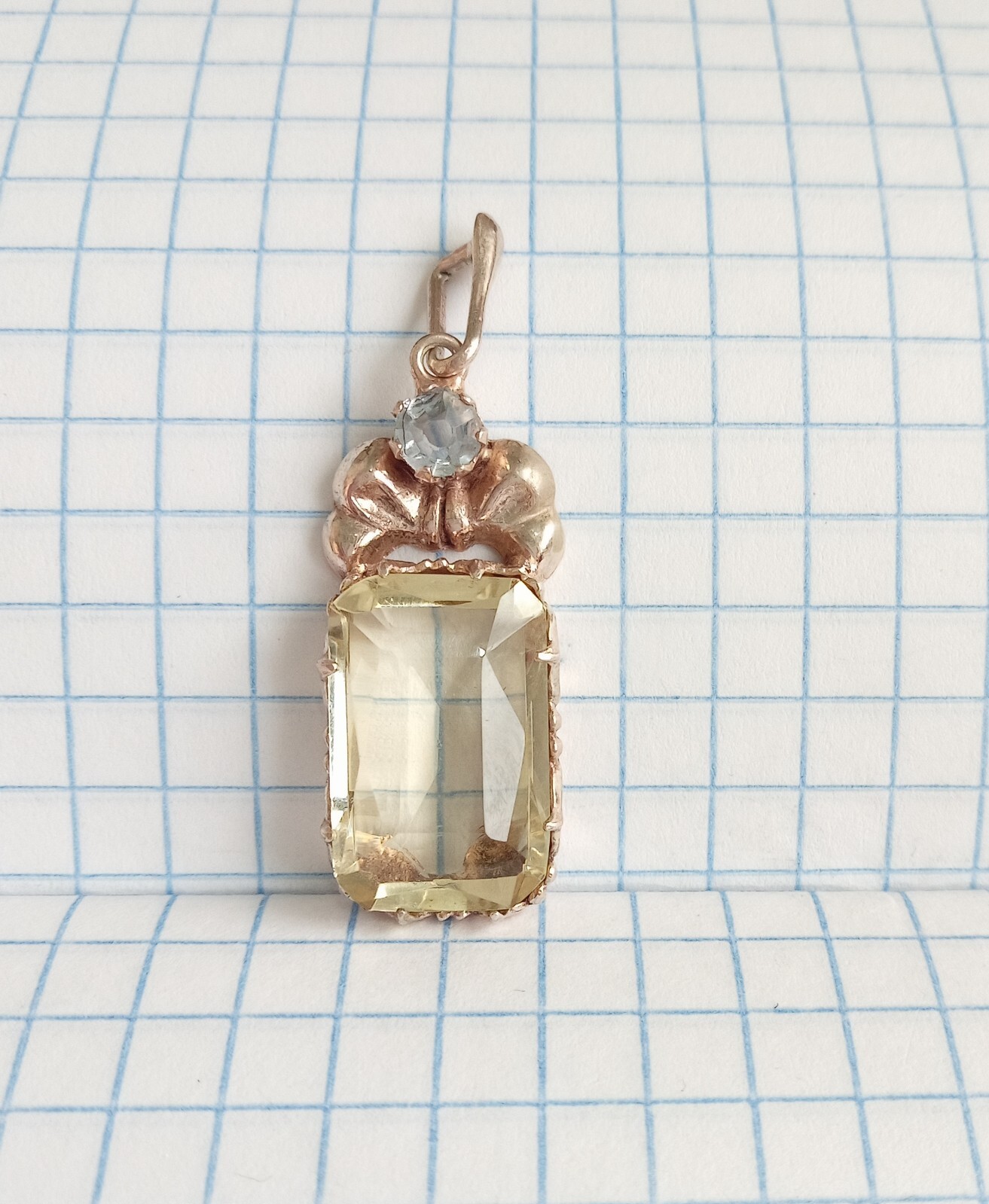 Vintage Pendant natural Yellow stone Silver 875 test USSR times. Women’s Jewelry