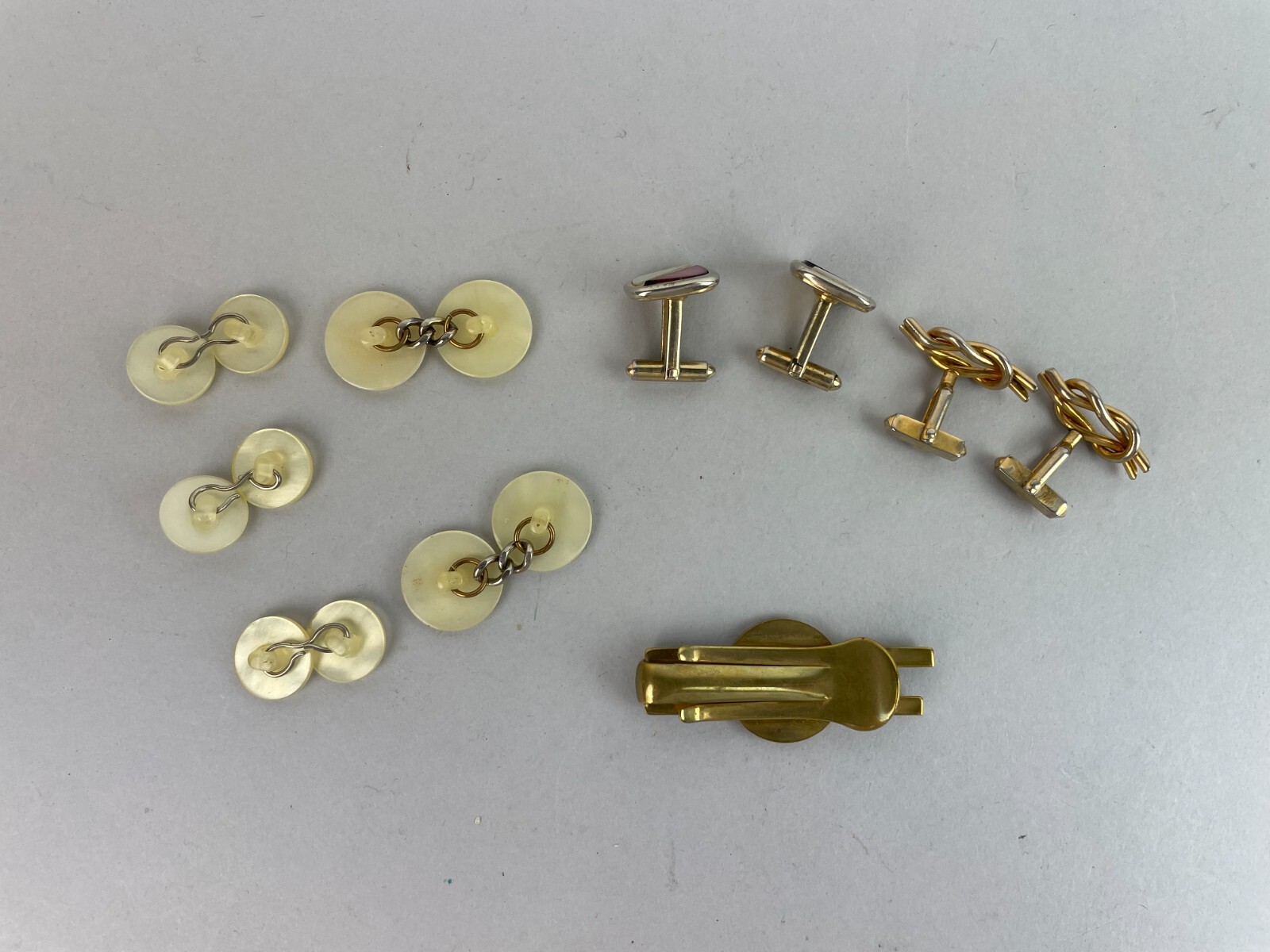 VTG LOT Of 7 Gold Plate metal cufflinks + Equestrian MONEY CLIP MIXED LOT