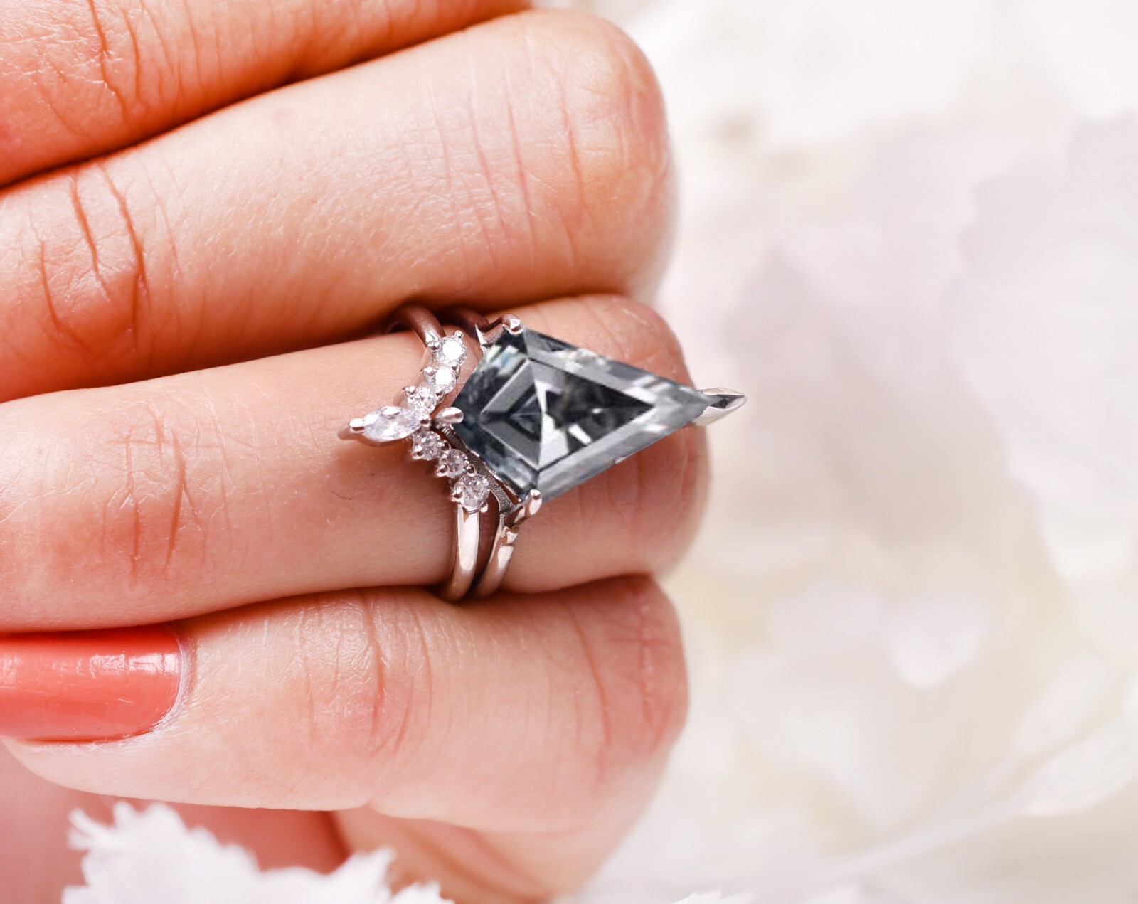 Kite 12X7MM Grey Diamond Engagement Ring Sets Kite Shaped Diamond Wedding Rings
