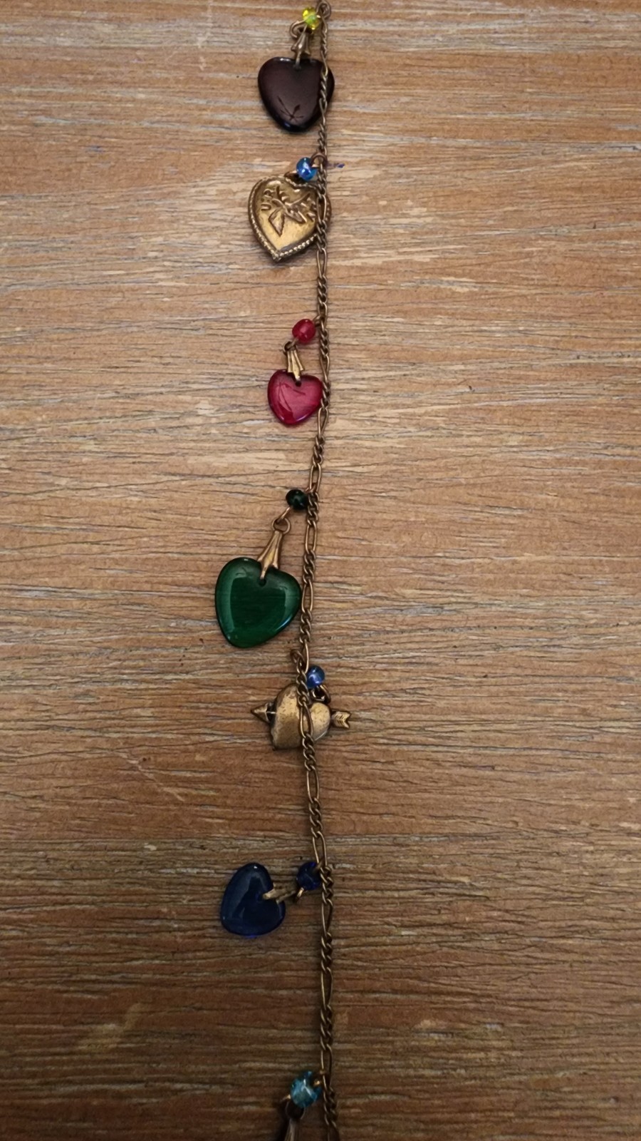 VTG Glass Works Studio G.W.S Signed Glass Hearts Charm Necklace – 42″ Length Wow