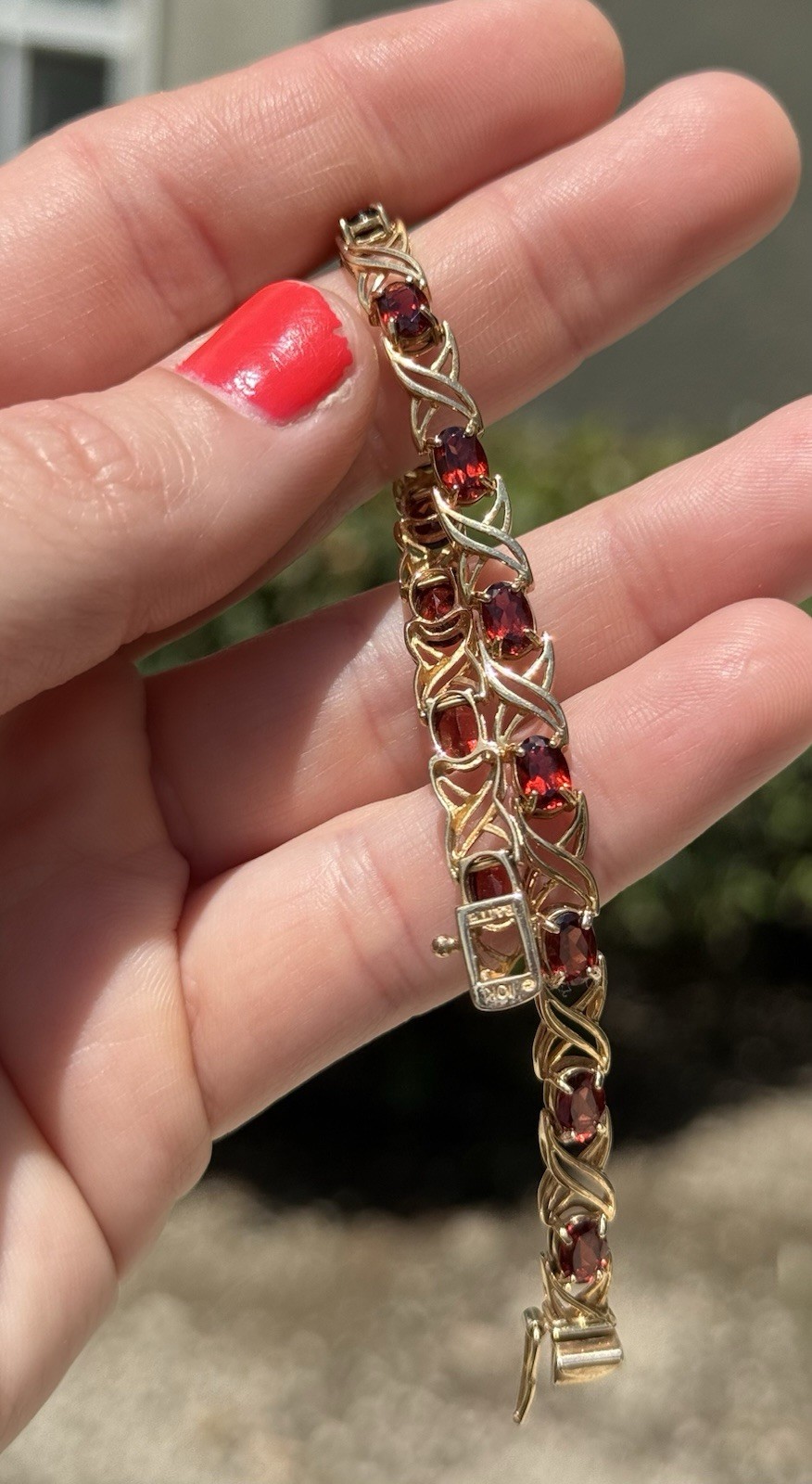 Vintage 10k Yellow Gold Red Garnet Tennis Bracelet 6.75” 9.22g