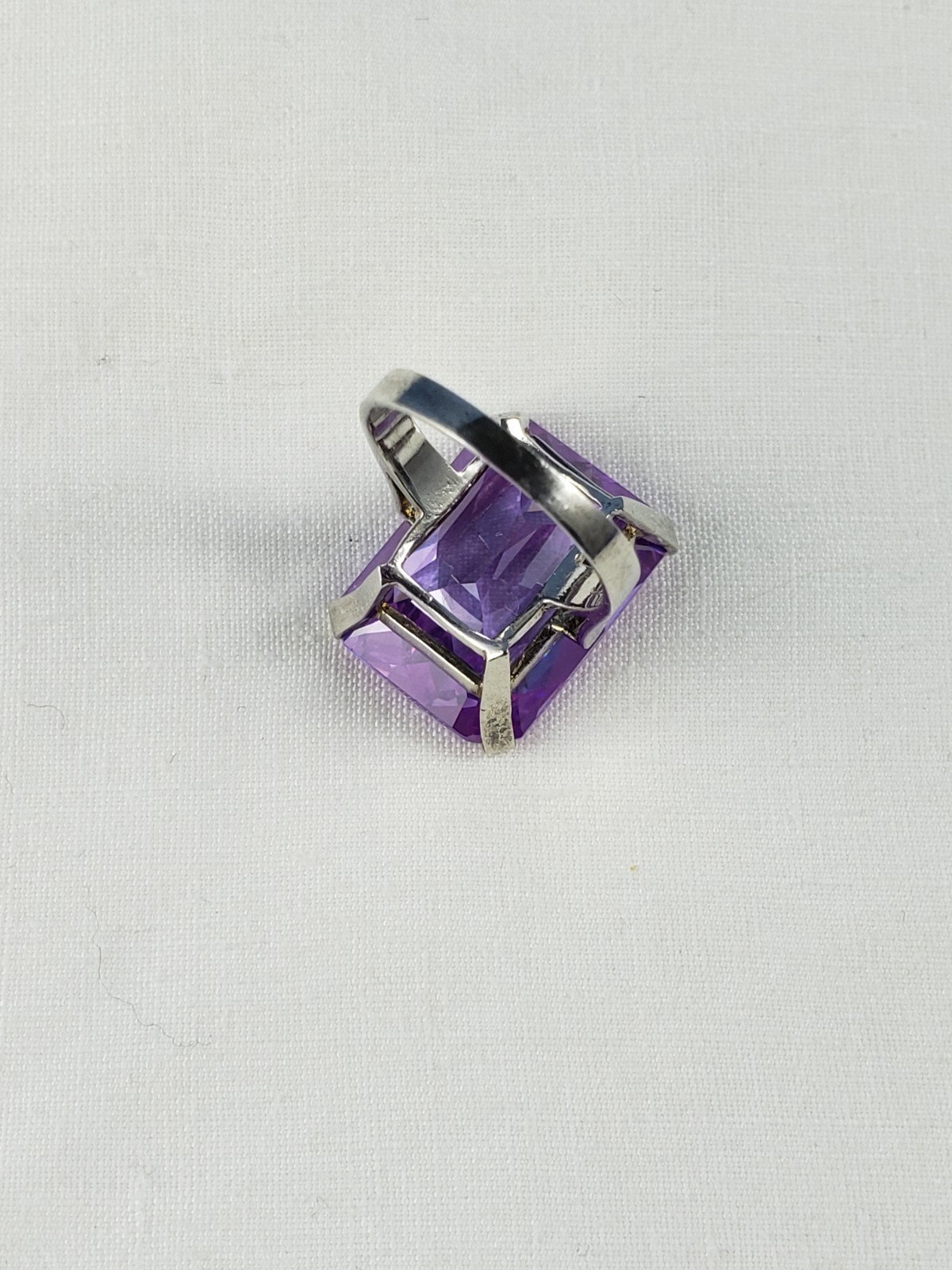 Vintage sterling silver changing color pink lilac stone cocktail ring sz 7.25