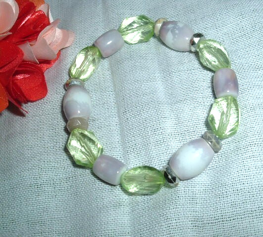 Vintage Green Purple White Stretch Bracelet