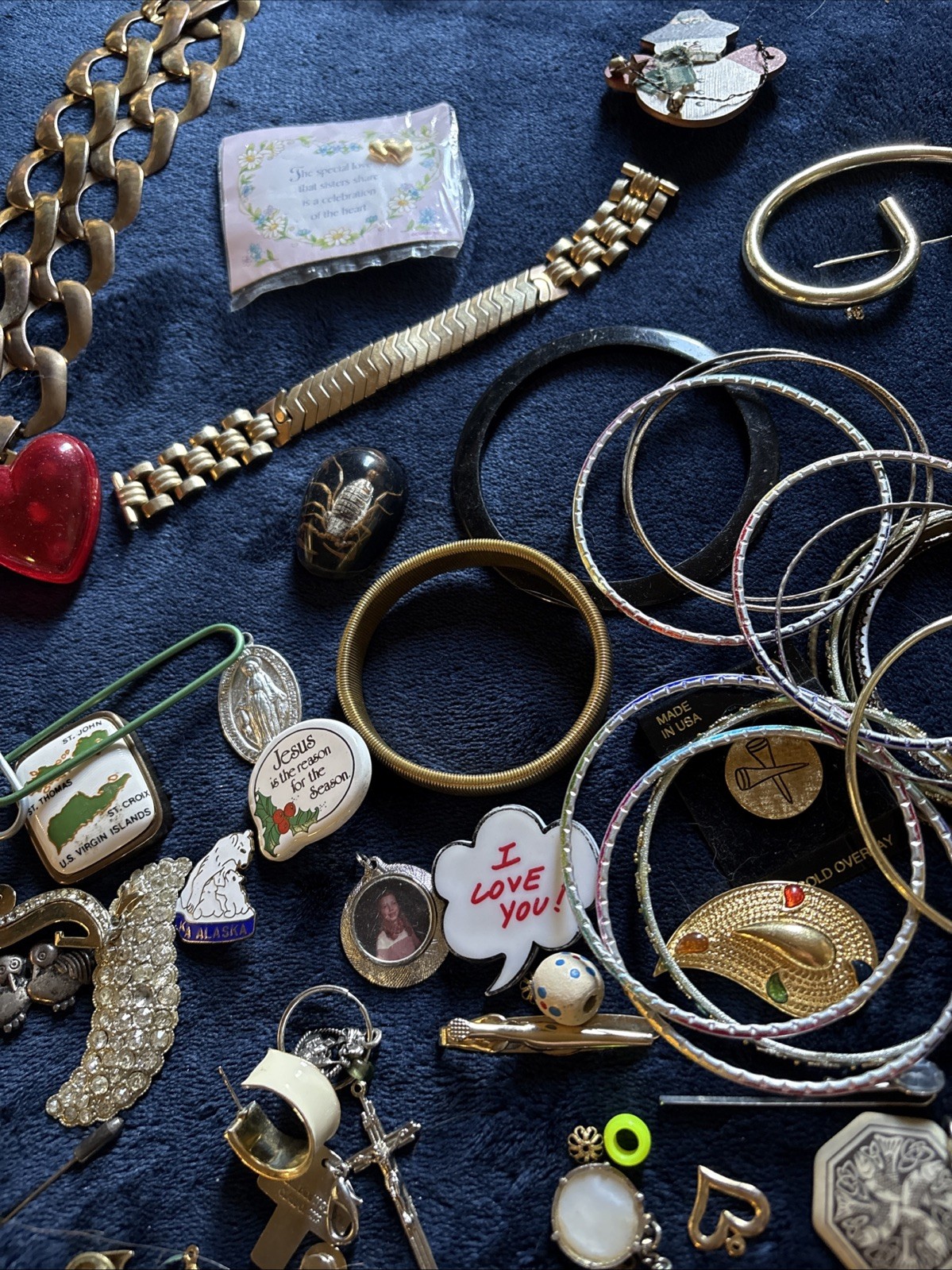 3lbs Custome Jewelry Lot Vintage Pins Braclets Necklaces 50s 60s 70s 80s #1