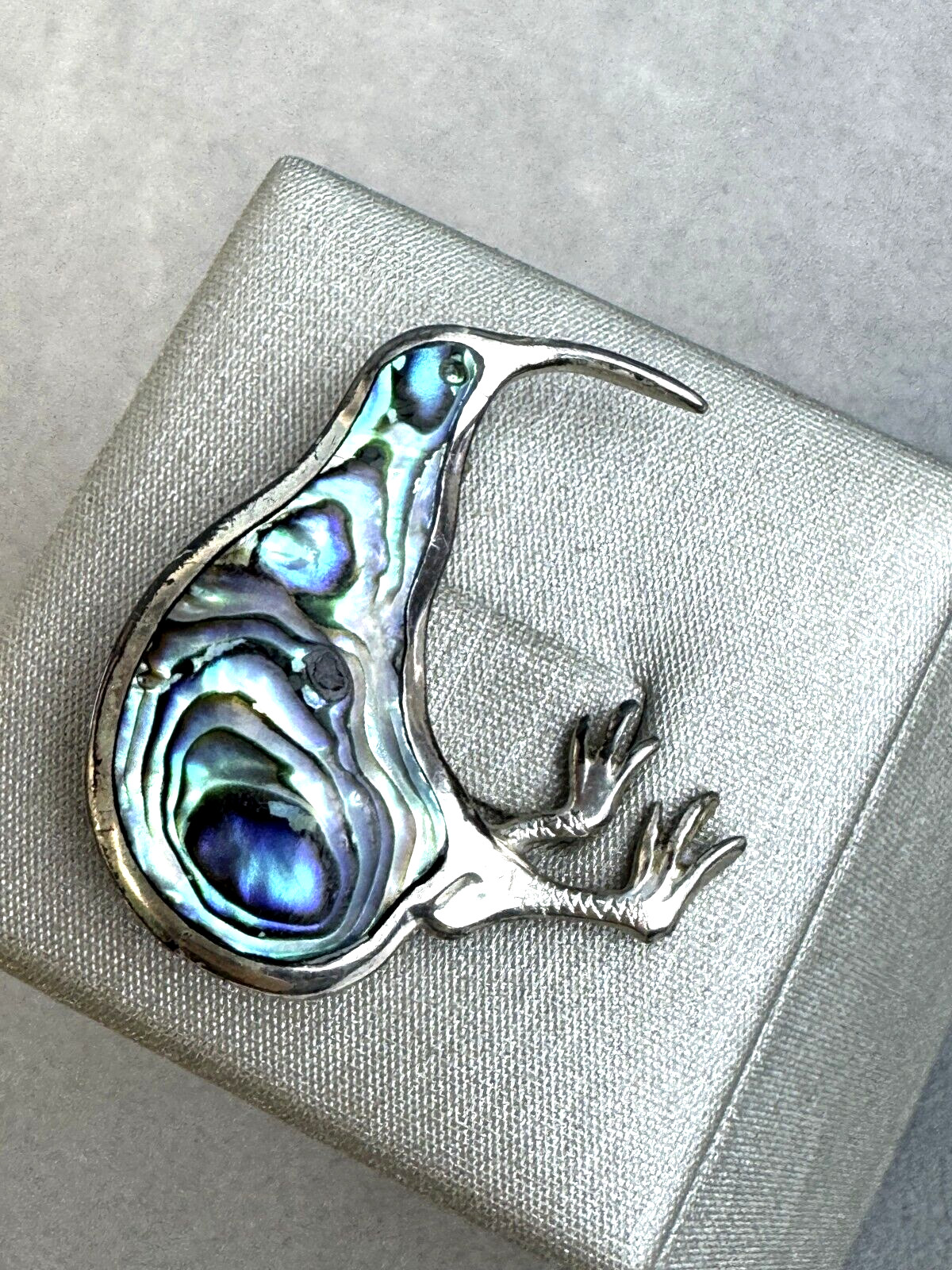 GORGEOUS Ataahua Maori New Zealand 925 Silver Abalone Kiwi Bird Brooch !