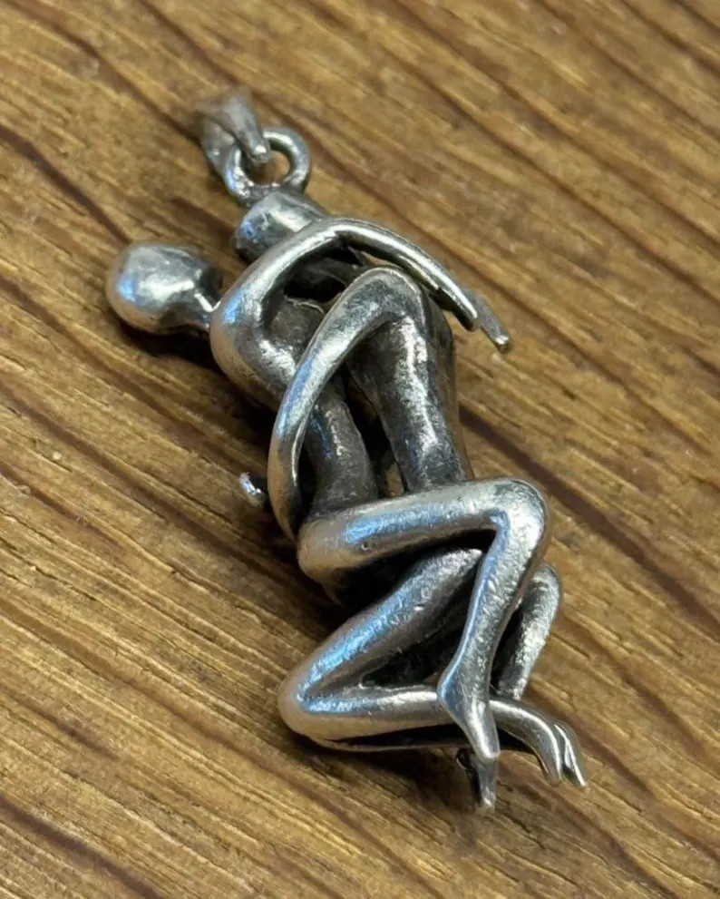 Vintage pendant sterling silver