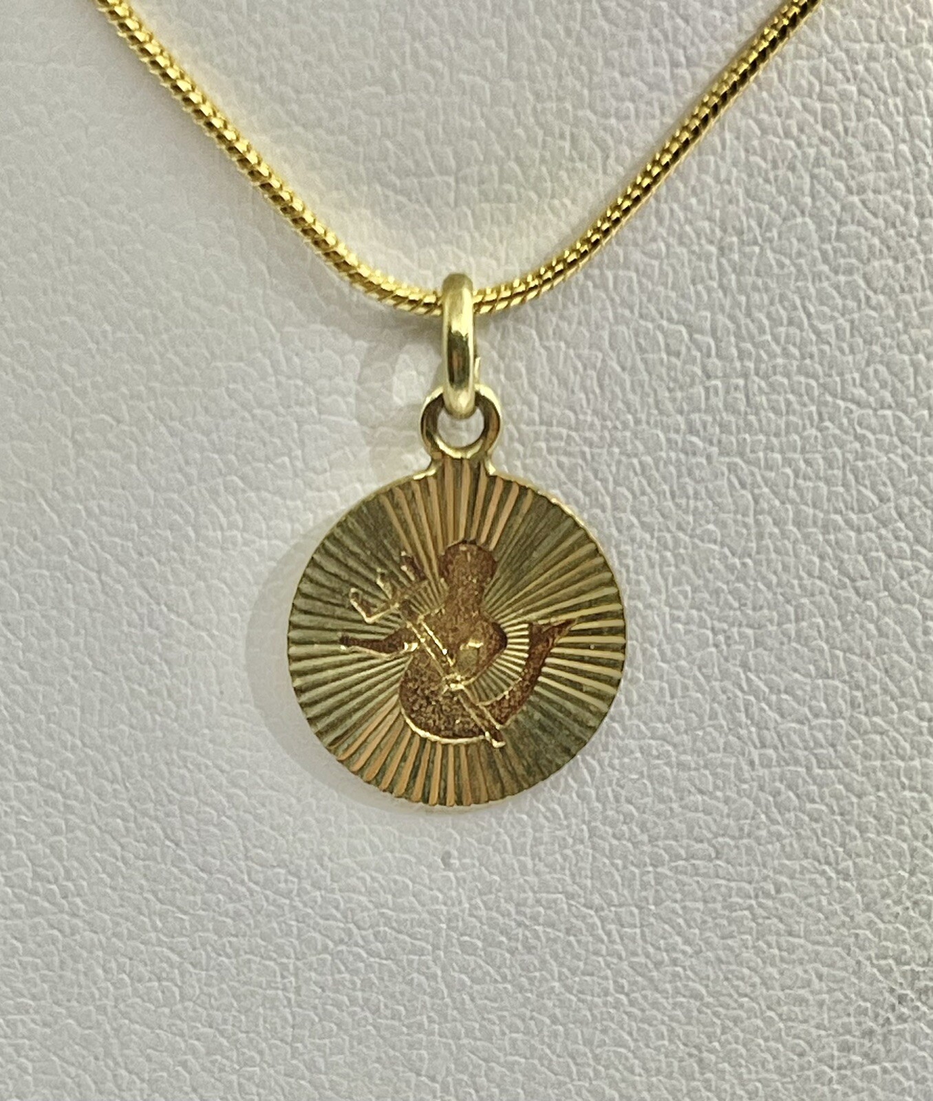 Vintage Mid Century Gold Plated VIRGO Fluted Cut Out Zodiac Sign Pendant 18”