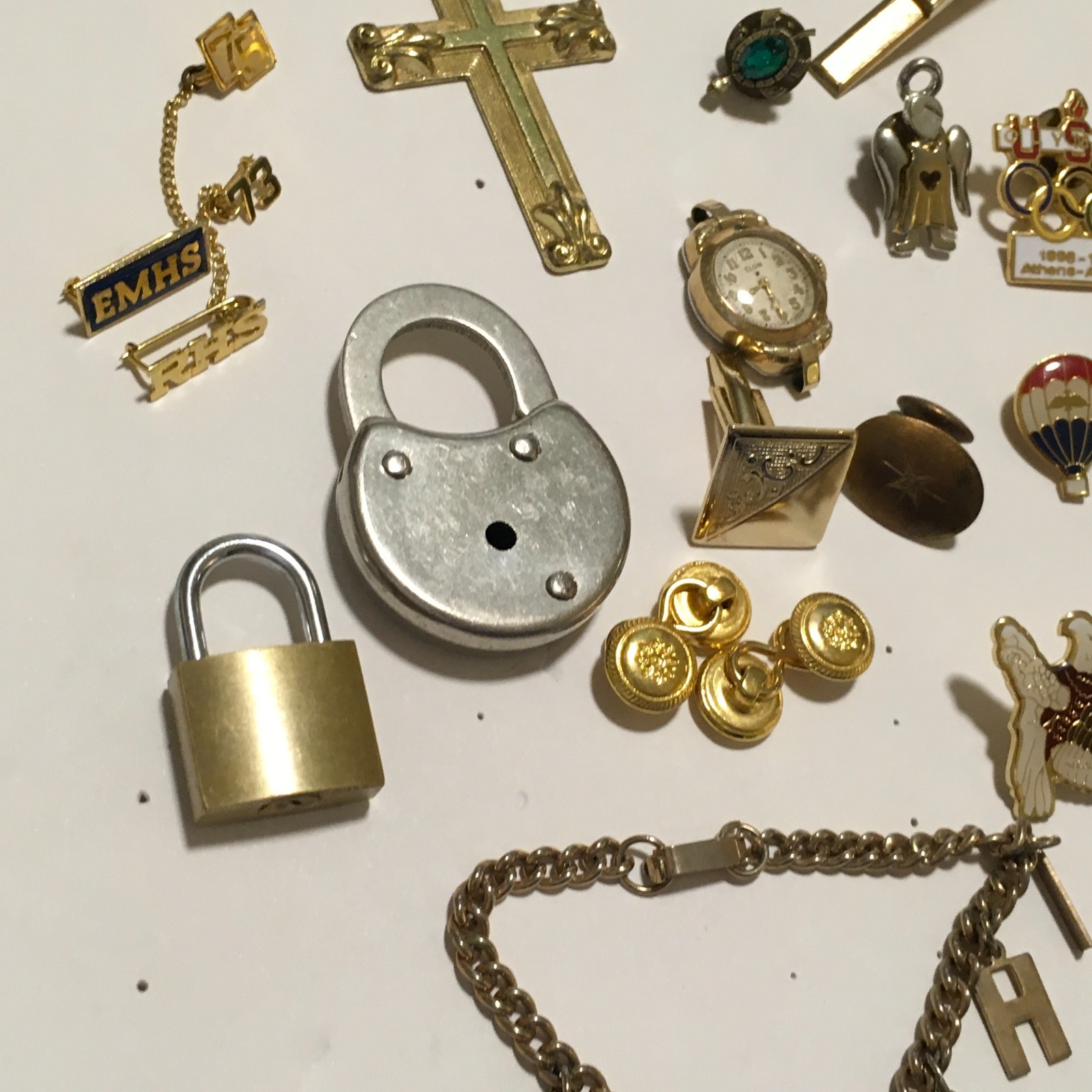 Lot of Vintages Pins Tie Lip Elgin Watch for repair locks cuff Links Flags USA