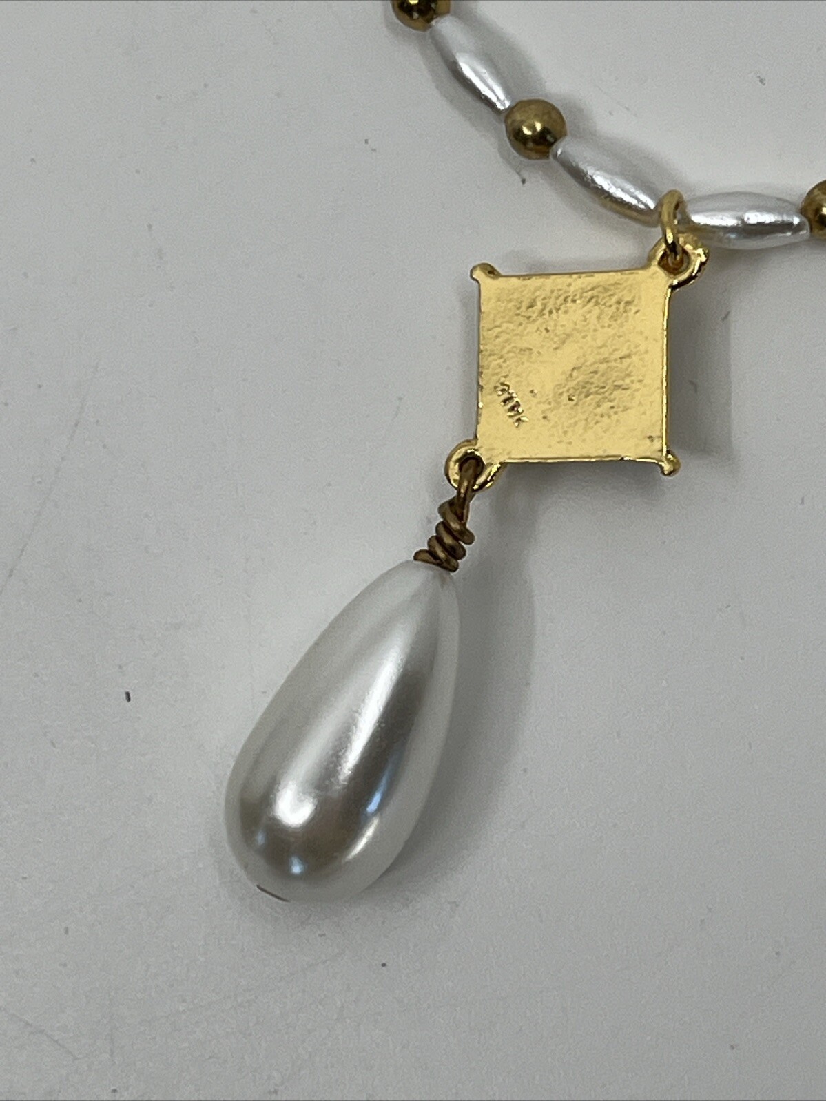 ALVA Museum Replica of Pearl & Amethyst Pendant Necklace of Helena by Van Dyck