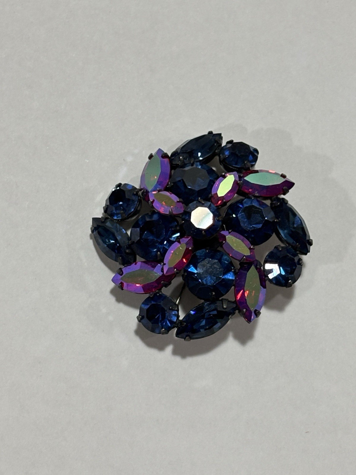 VTG Signed Regency Purple And Blue Iridescent Rhinestones Square Pinwheel Brooch